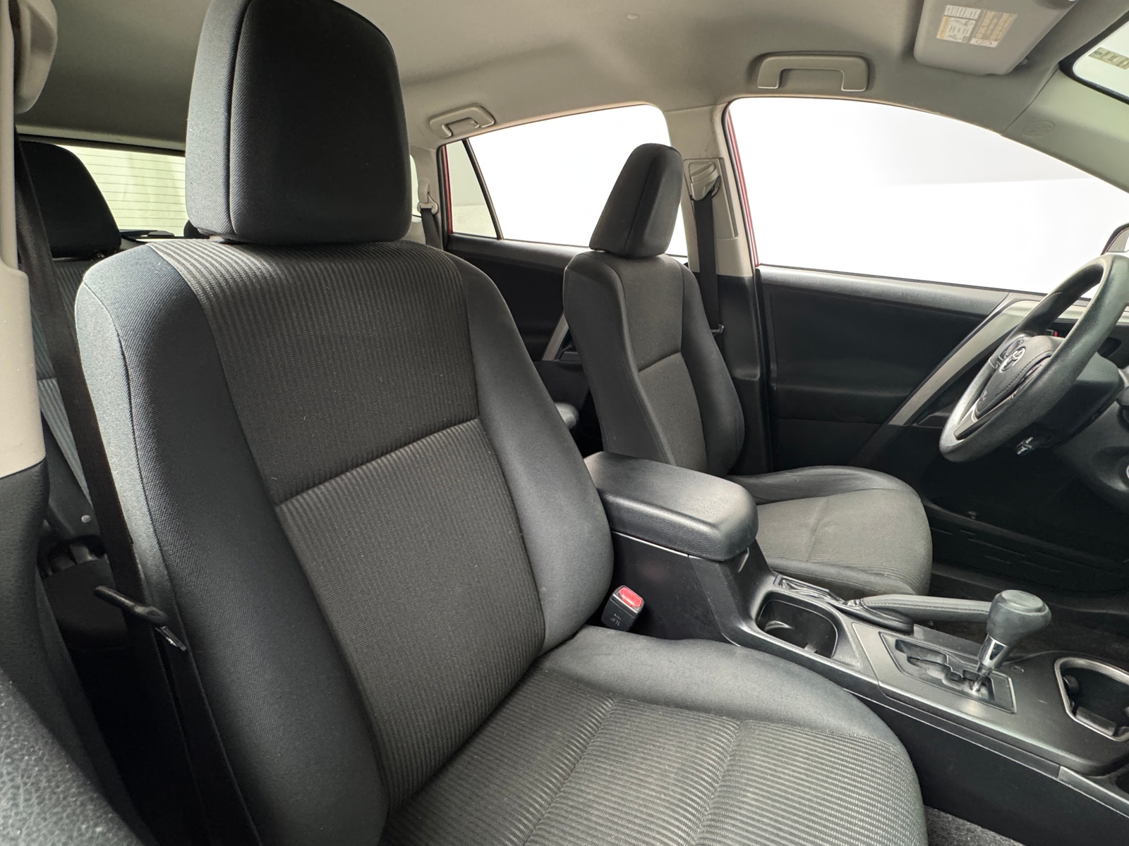 Thumbnail: 2017 Toyota RAV4 - 2