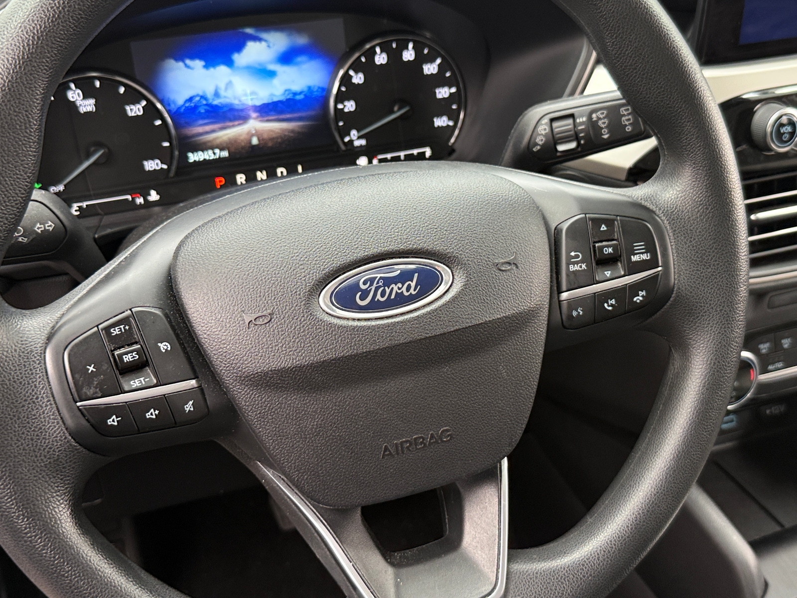 Thumbnail: 2022 Ford Escape - 5