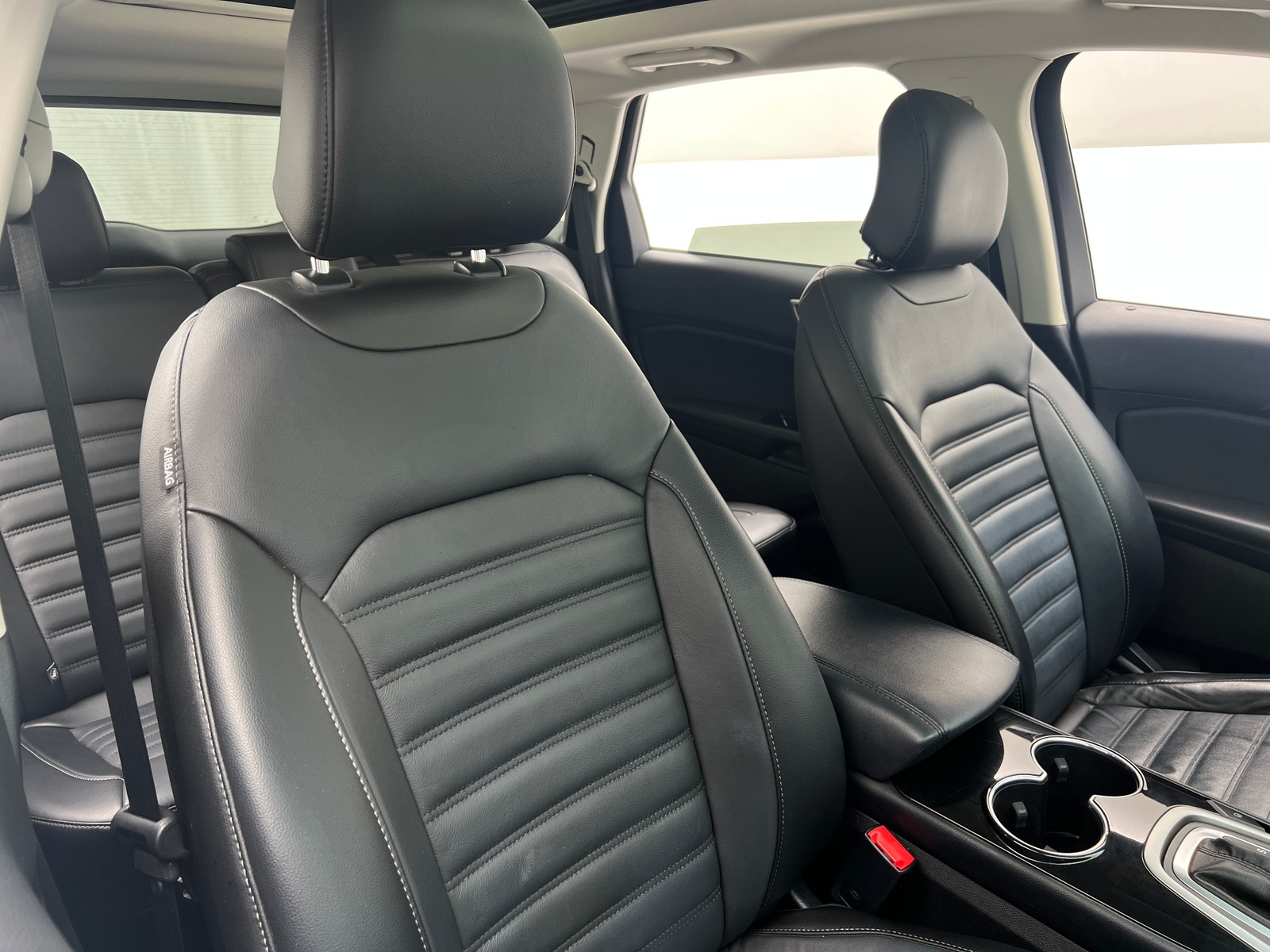 Thumbnail: 2016 Ford Edge - 2