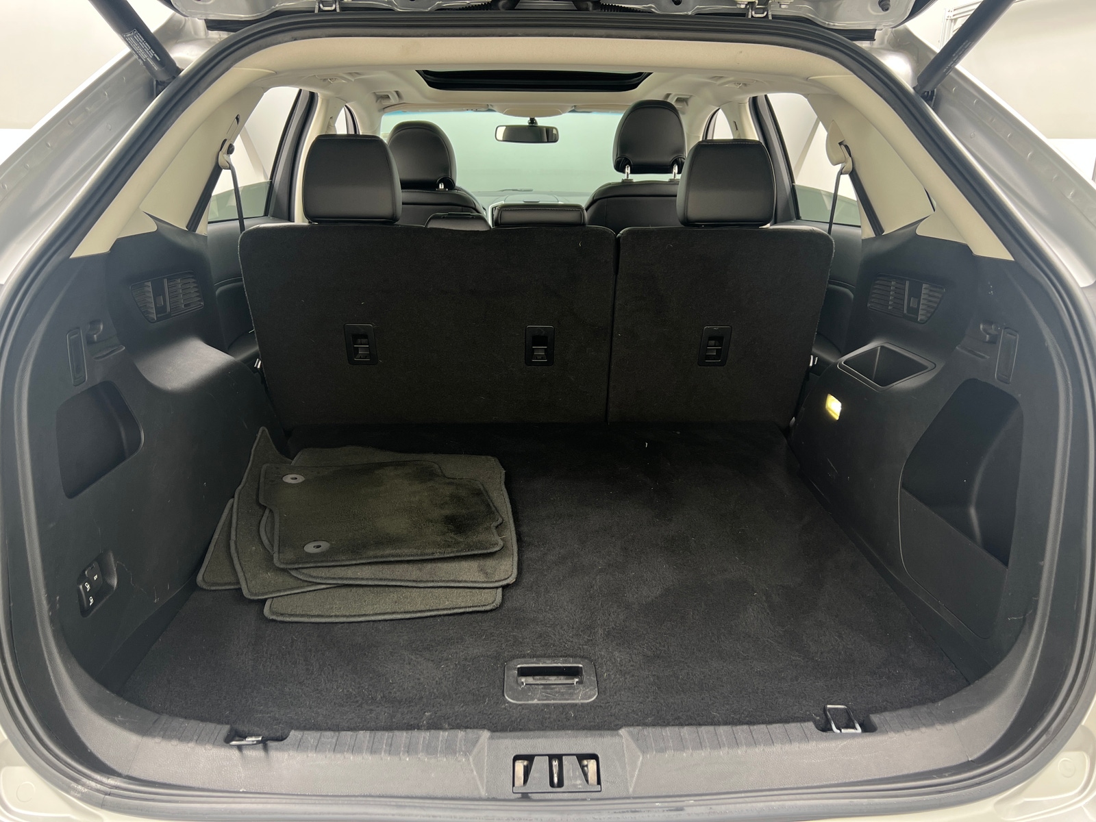 Thumbnail: 2016 Ford Edge - 7