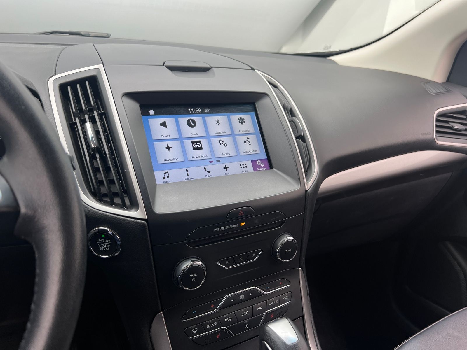 Thumbnail: 2016 Ford Edge - 4