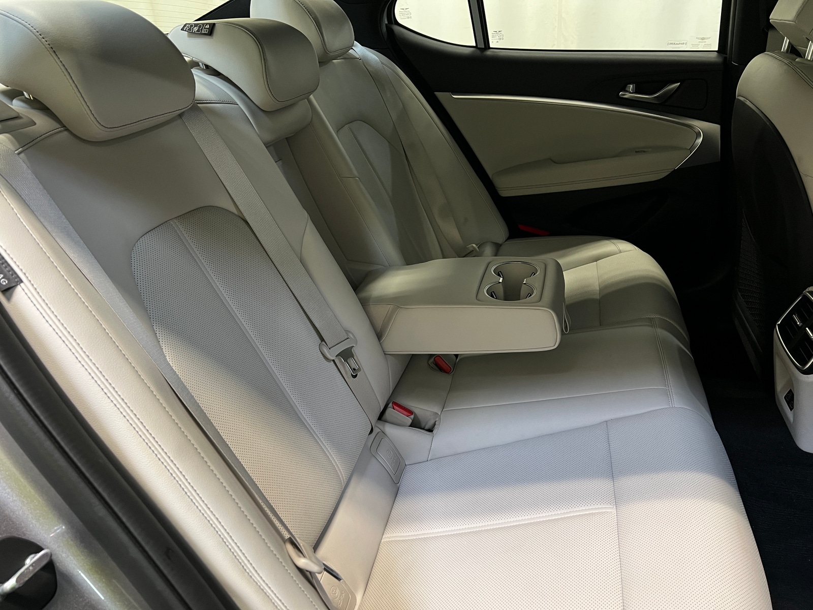 Thumbnail: 2025 Genesis G70 - 5