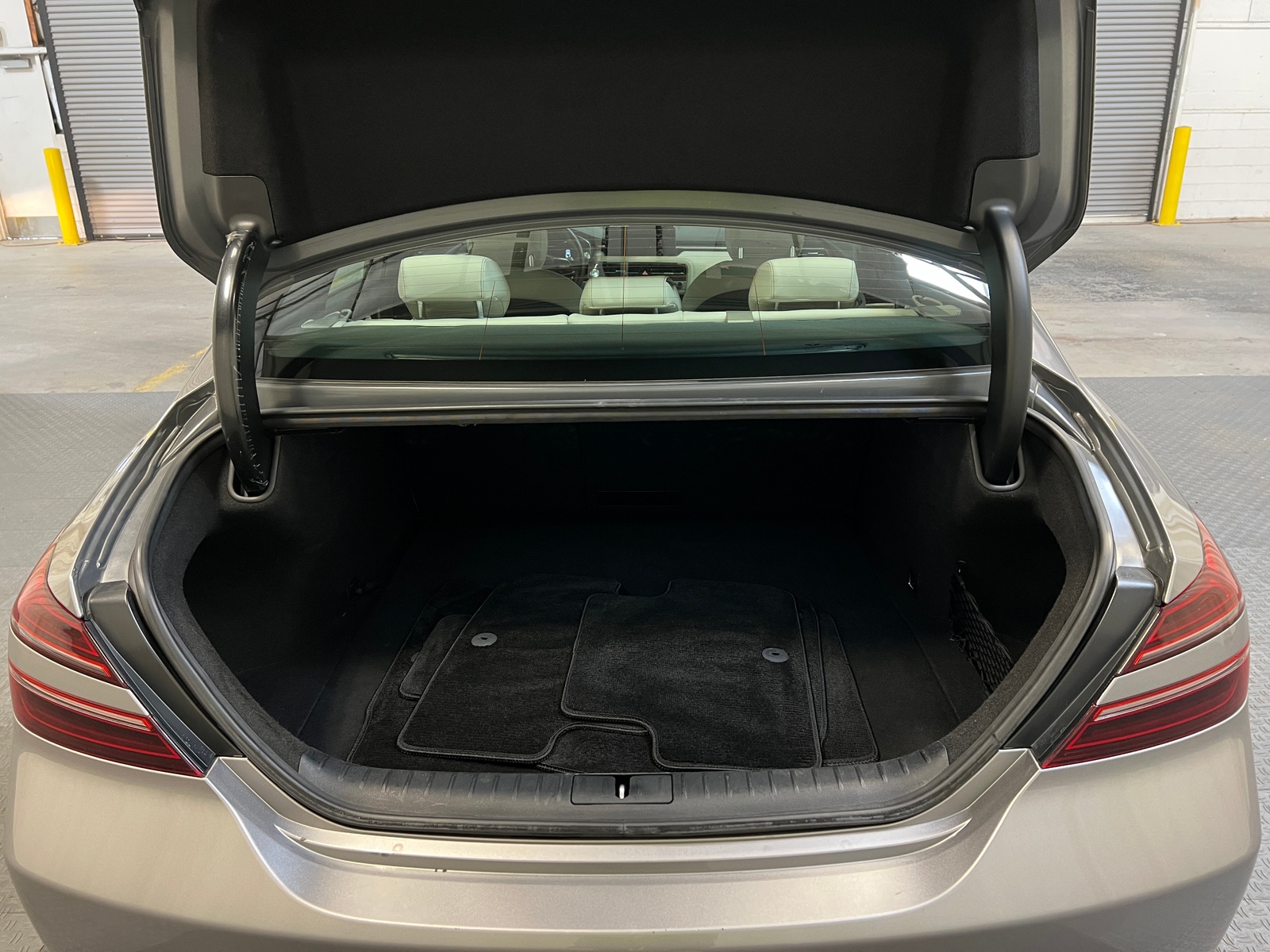 Thumbnail: 2025 Genesis G70 - 6