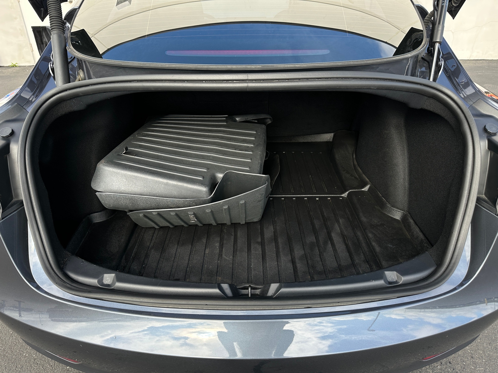 Thumbnail: 2023 Tesla Model 3 - 5