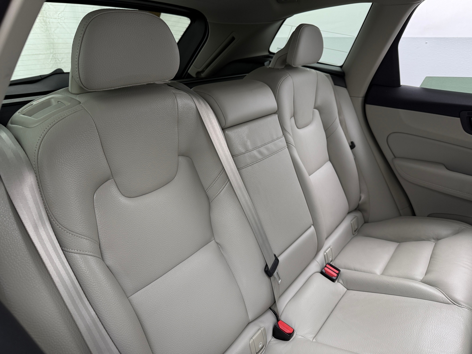 Thumbnail: 2019 Volvo XC60 - 5