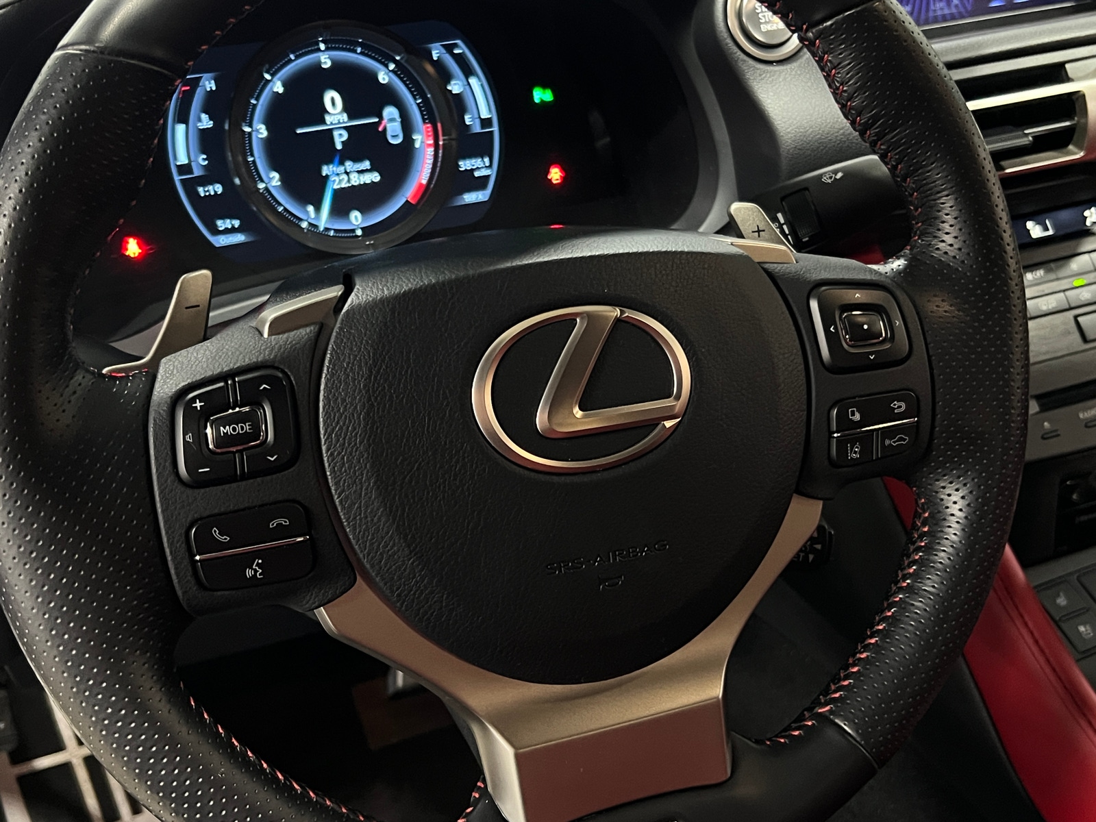 Thumbnail: 2020 Lexus RC - 3