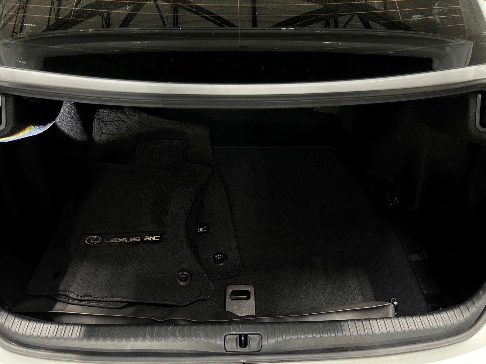 Thumbnail: 2020 Lexus RC - 4