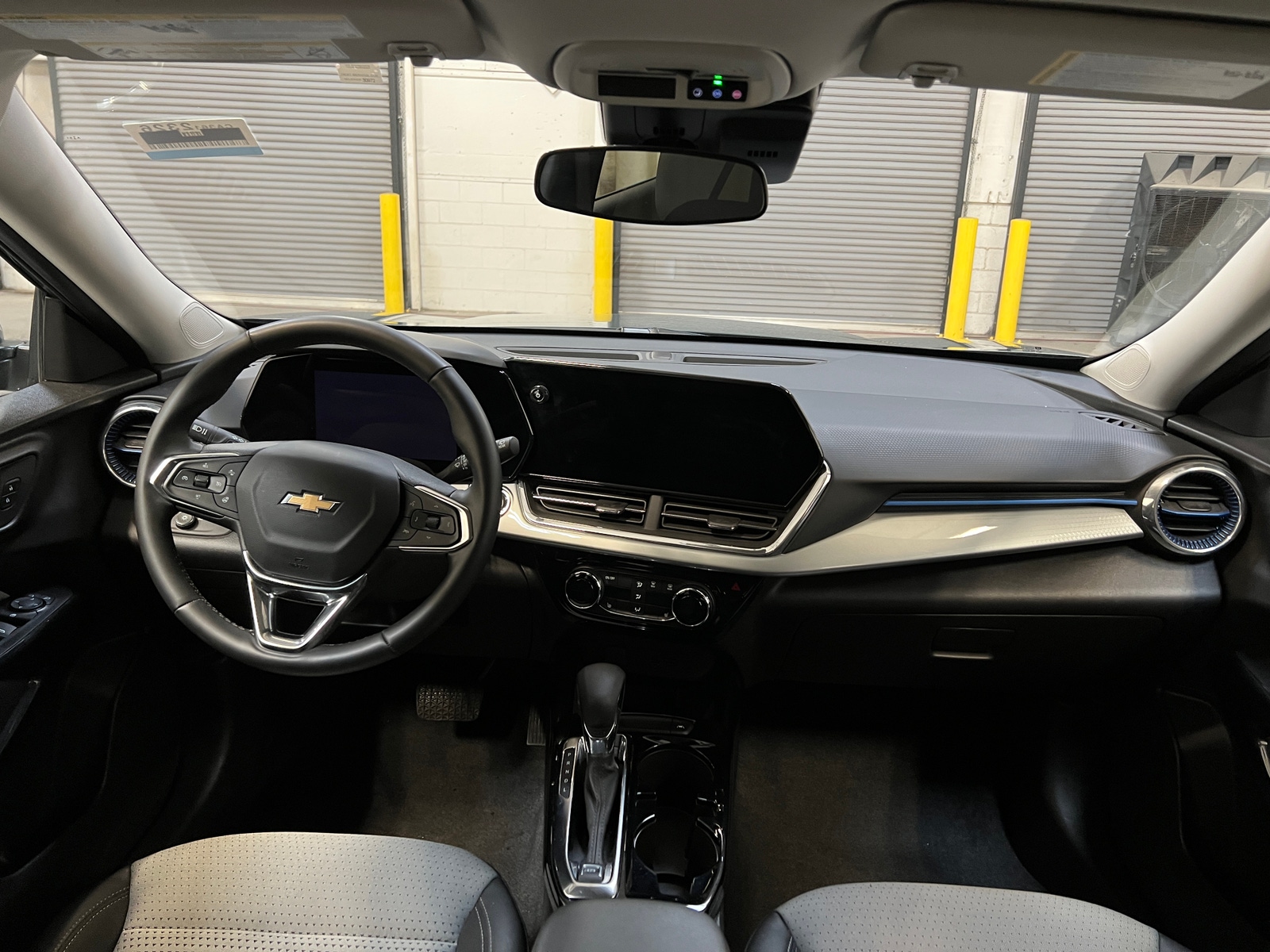 Thumbnail: 2025 Chevrolet Trax - 3