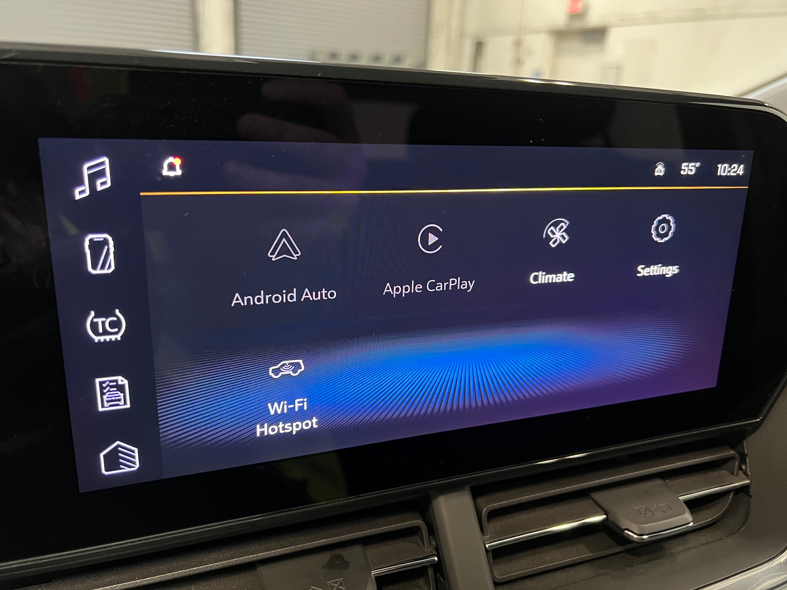 Thumbnail: 2025 Chevrolet Trax - 4