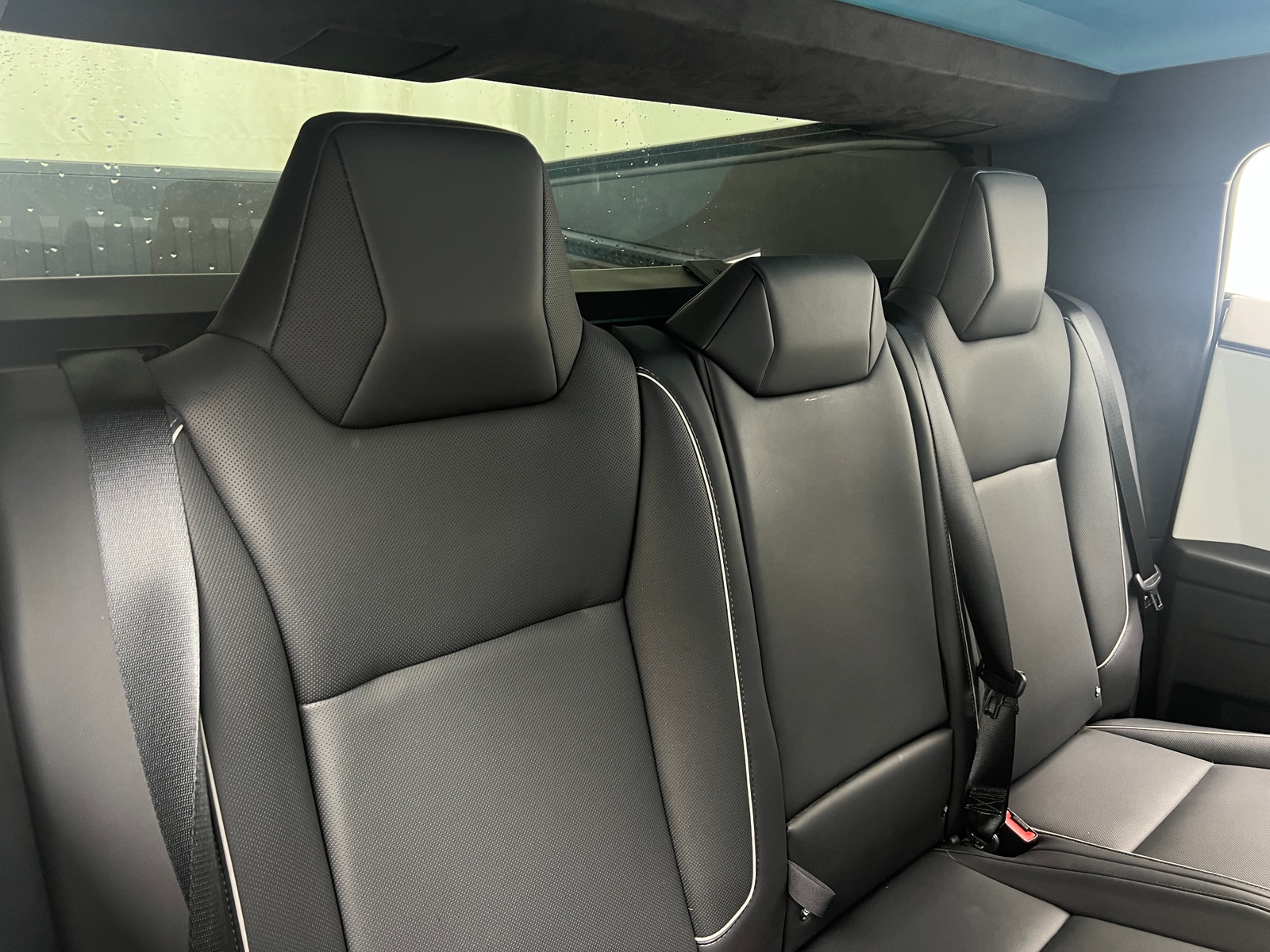 Thumbnail: 2024 Tesla Cybertruck - 5