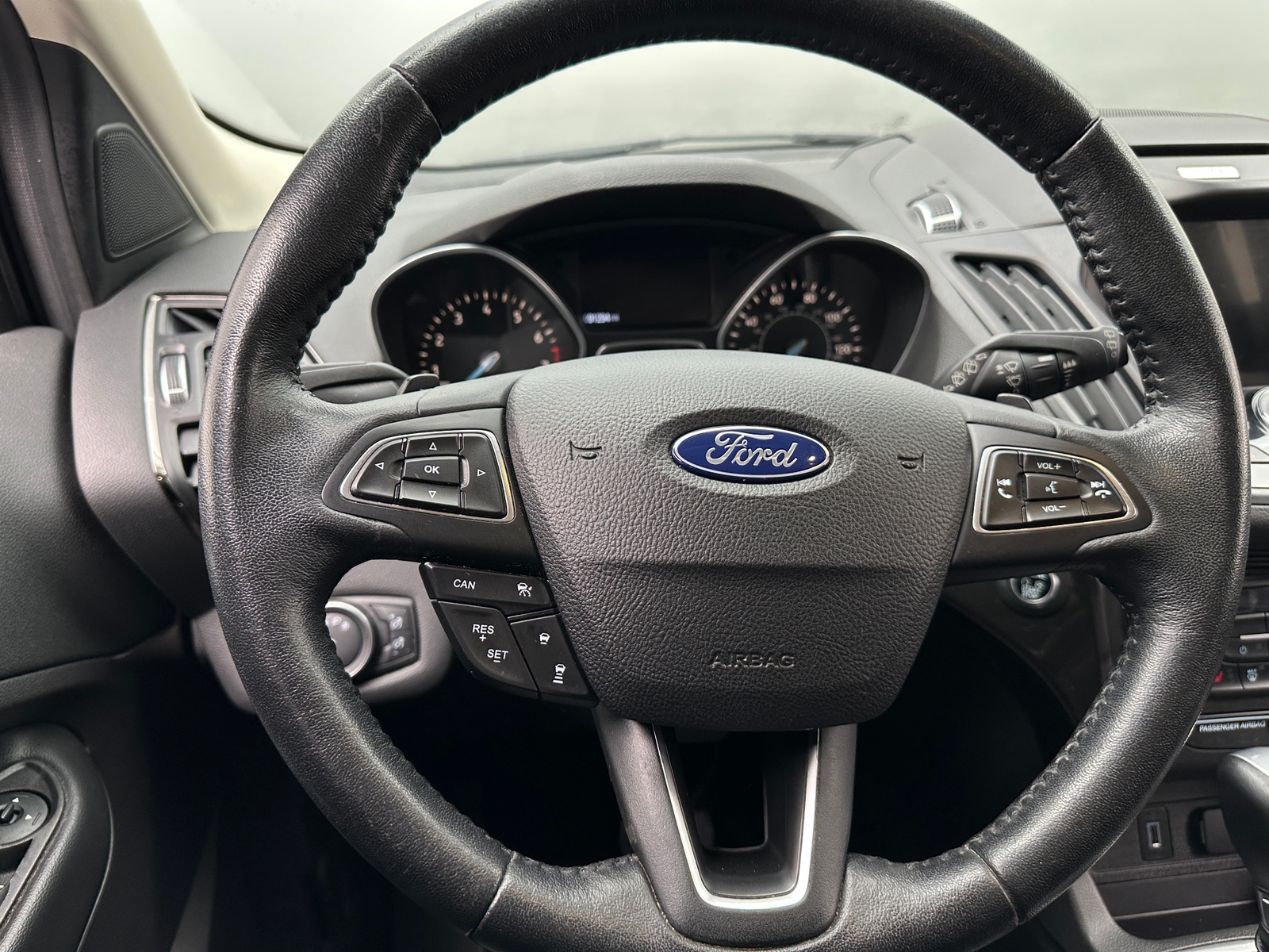 Thumbnail: 2017 Ford Escape - 4