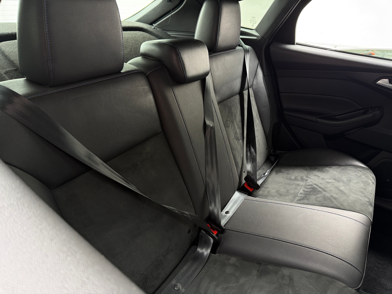 Thumbnail: 2017 Ford Focus - 5