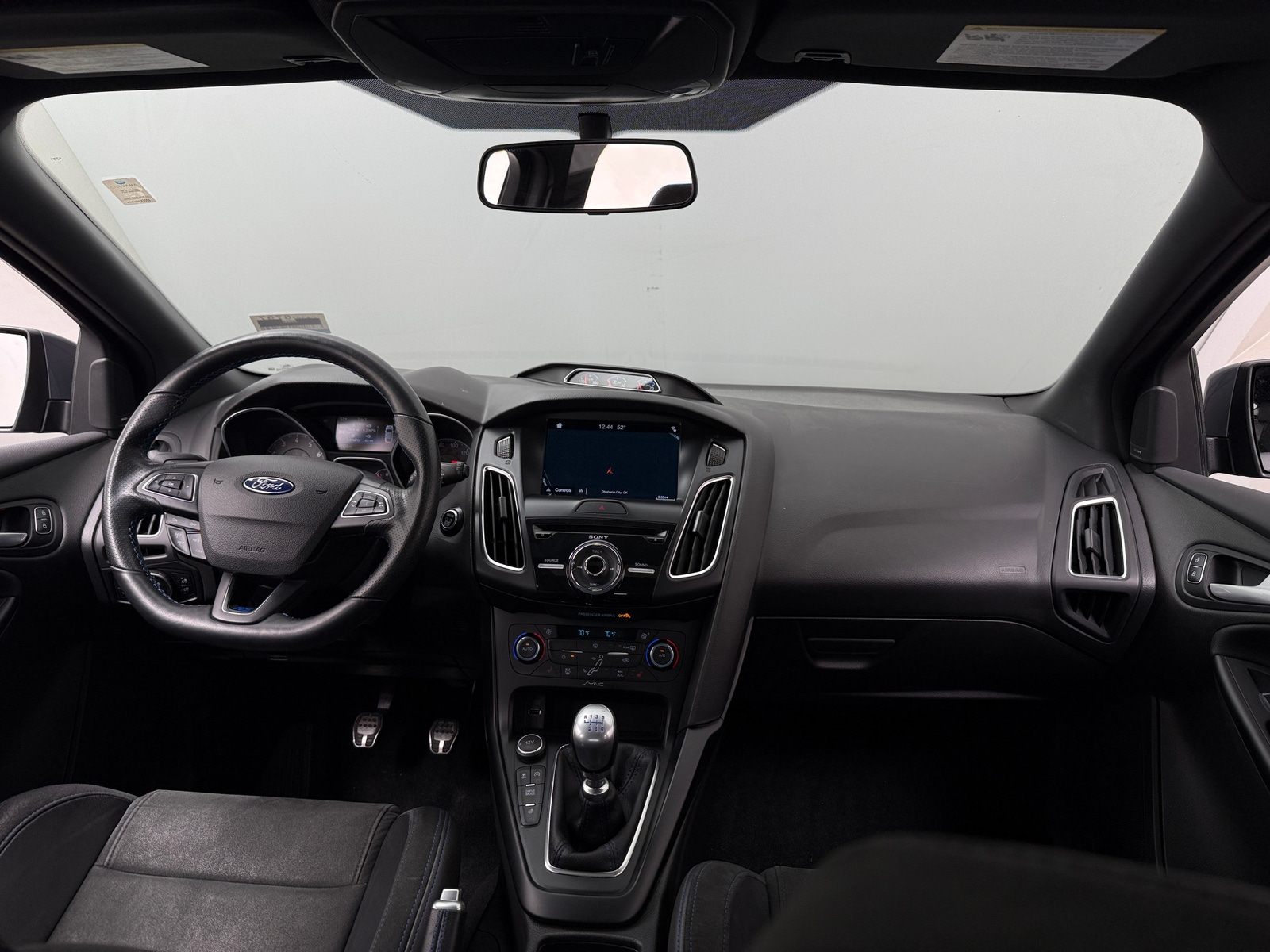 Thumbnail: 2017 Ford Focus - 2