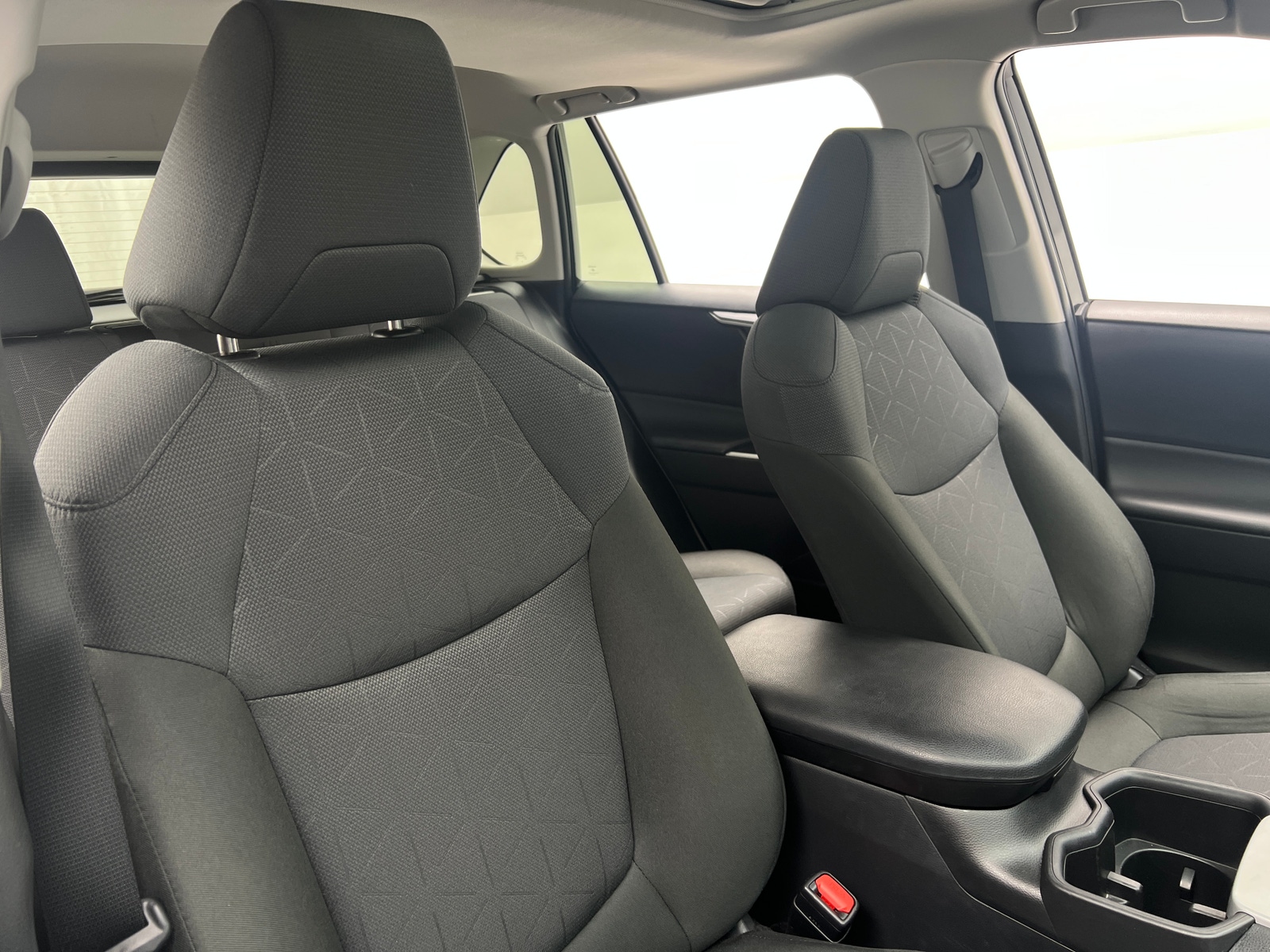 Thumbnail: 2025 Toyota RAV4 - 2