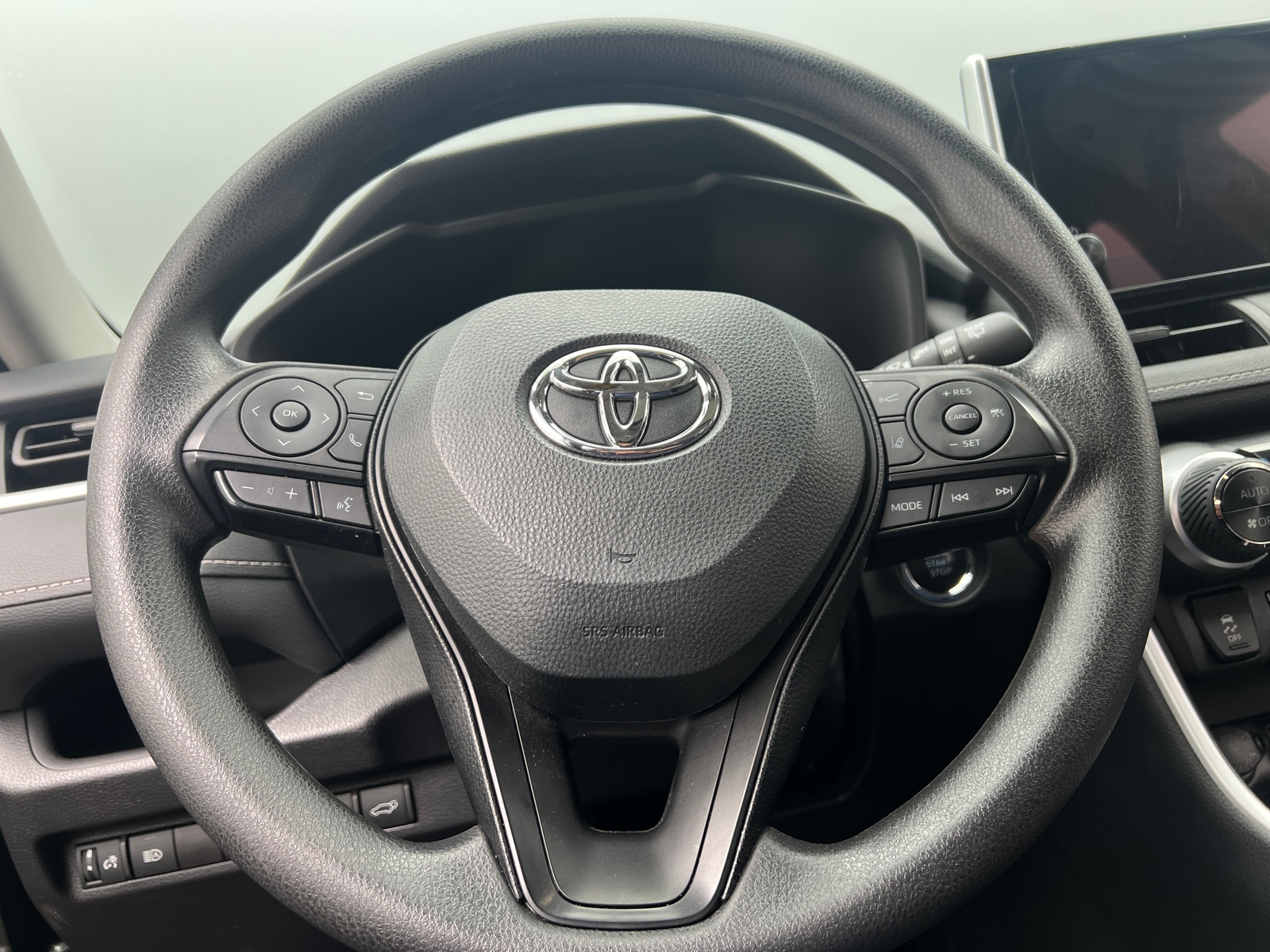 Thumbnail: 2025 Toyota RAV4 - 5