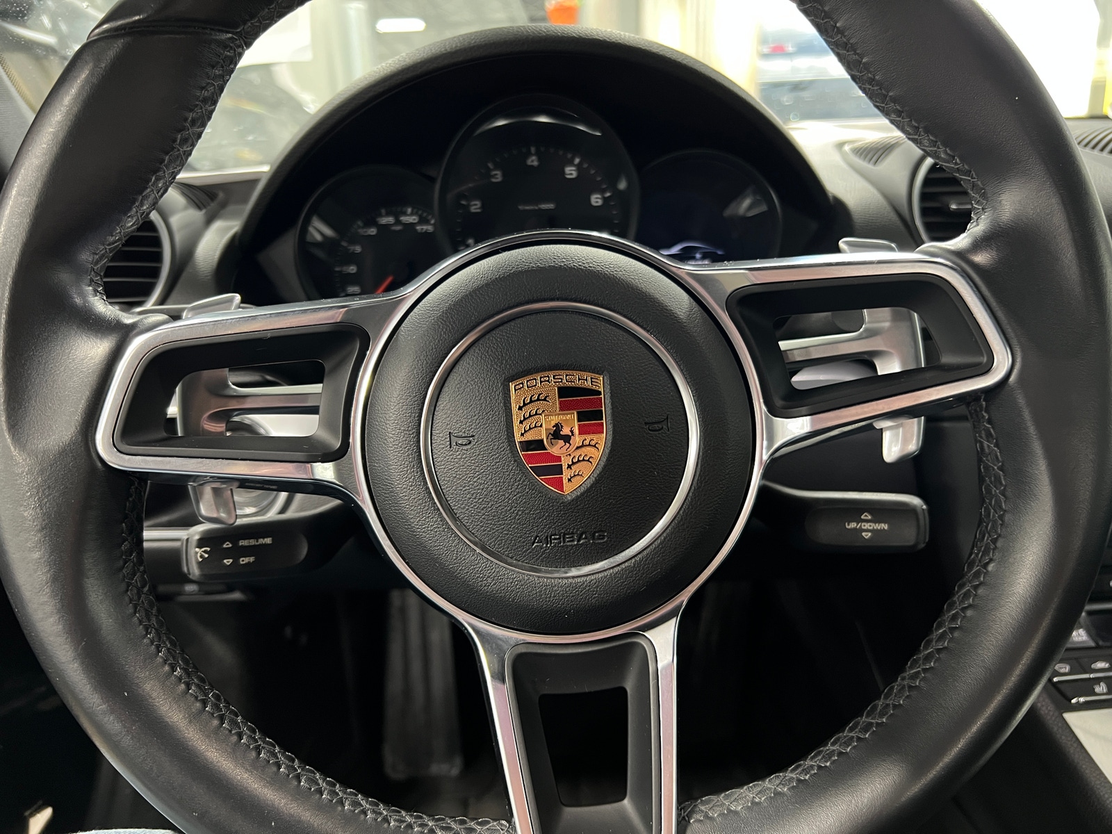 Thumbnail: 2017 Porsche 718 Cayman - 3