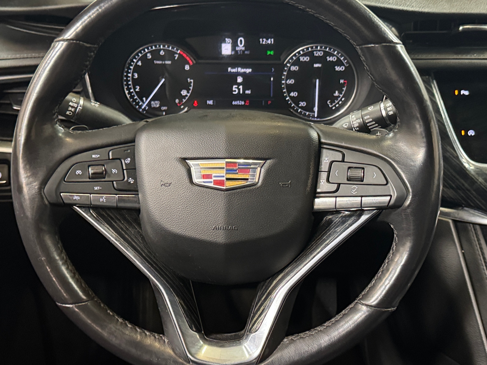 Thumbnail: 2023 Cadillac XT6 - 4