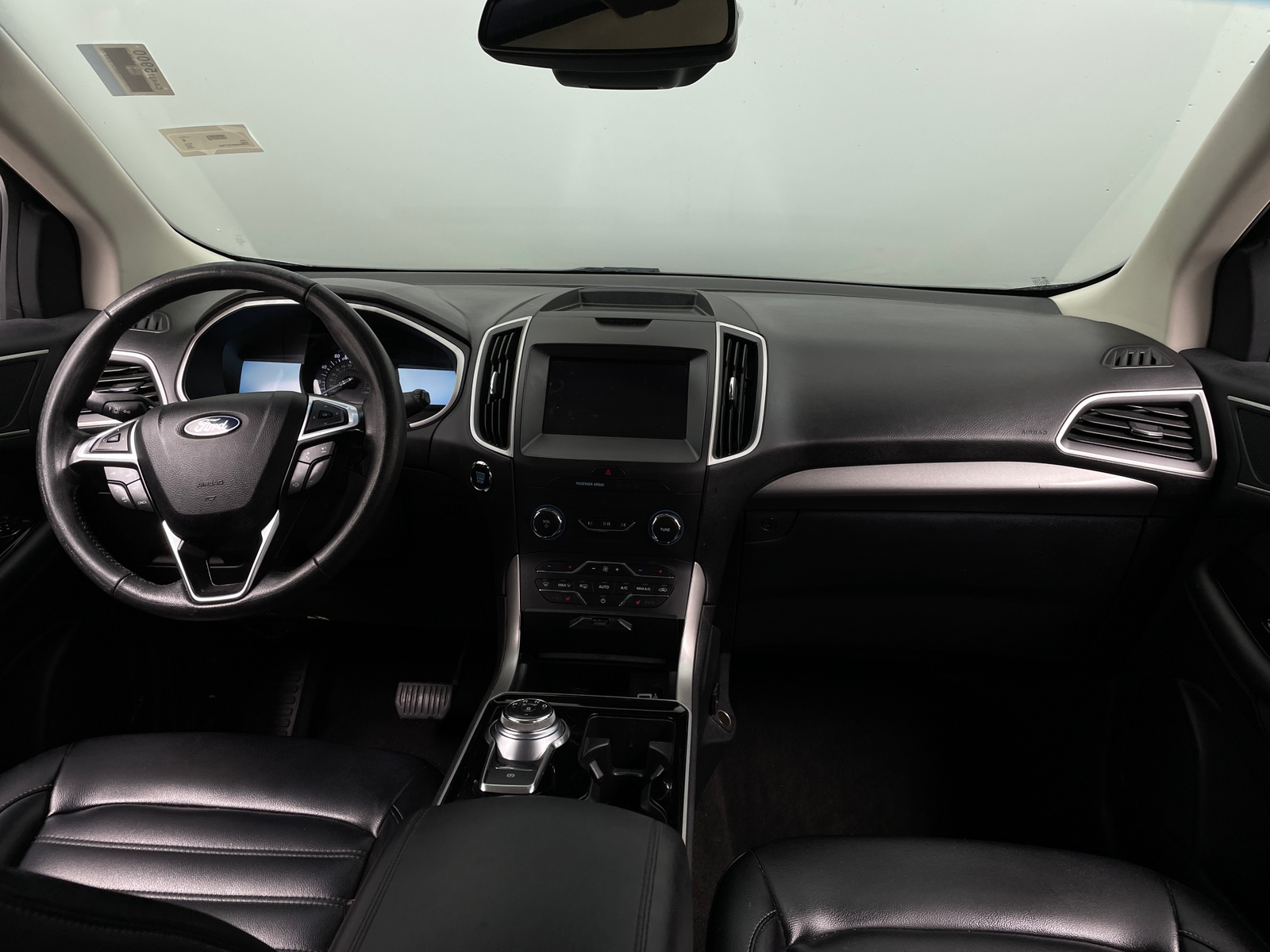 Thumbnail: 2020 Ford Edge - 2