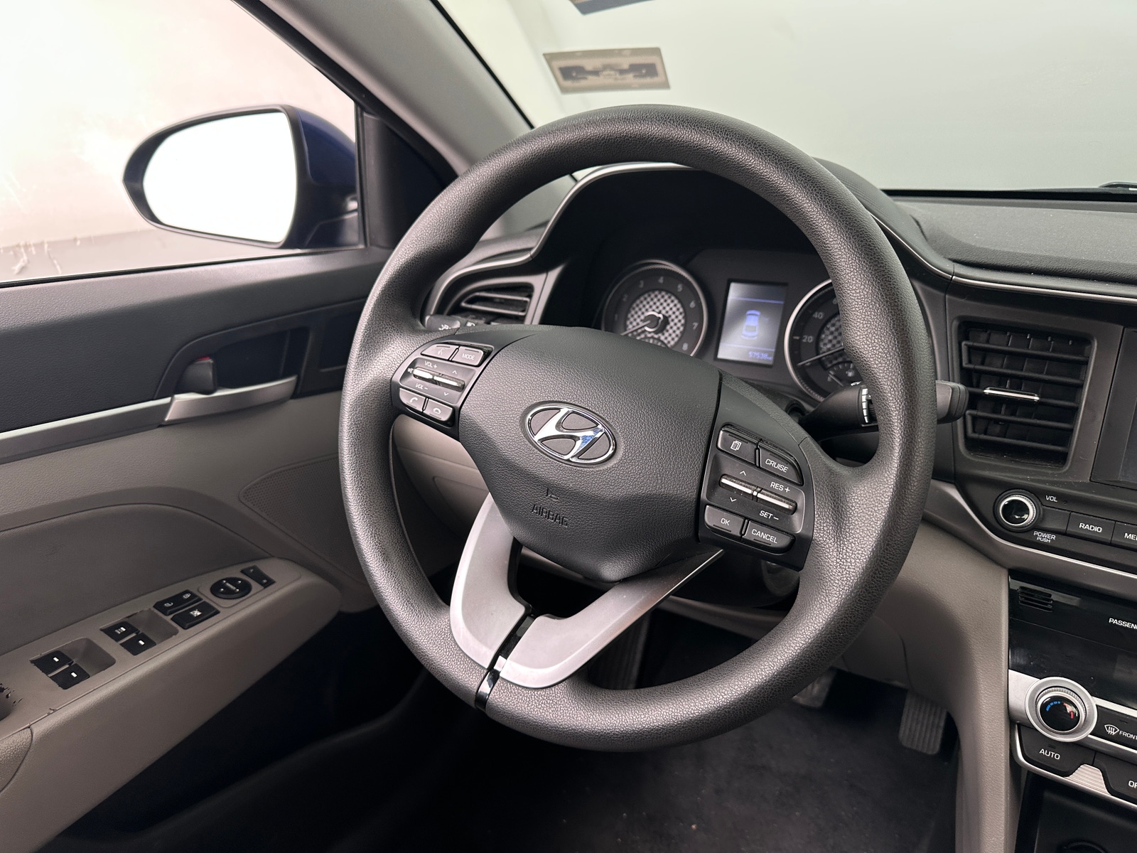 Thumbnail: 2020 Hyundai Elantra - 5