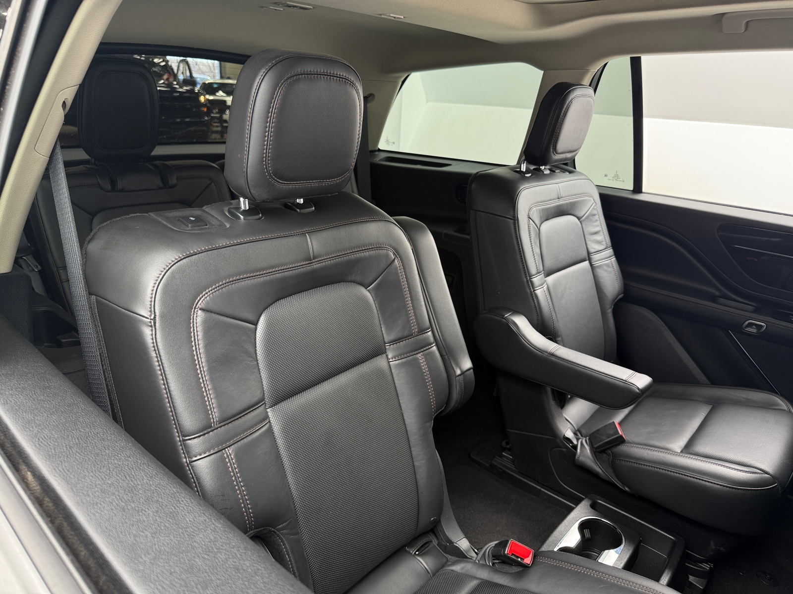 Thumbnail: 2024 Lincoln Aviator - 5