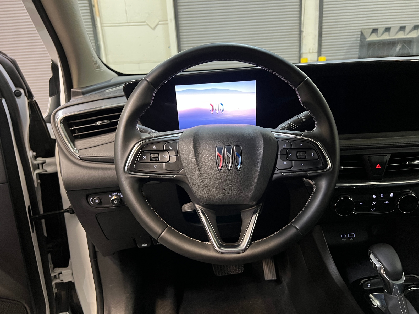 Thumbnail: 2025 Buick Encore GX - 5