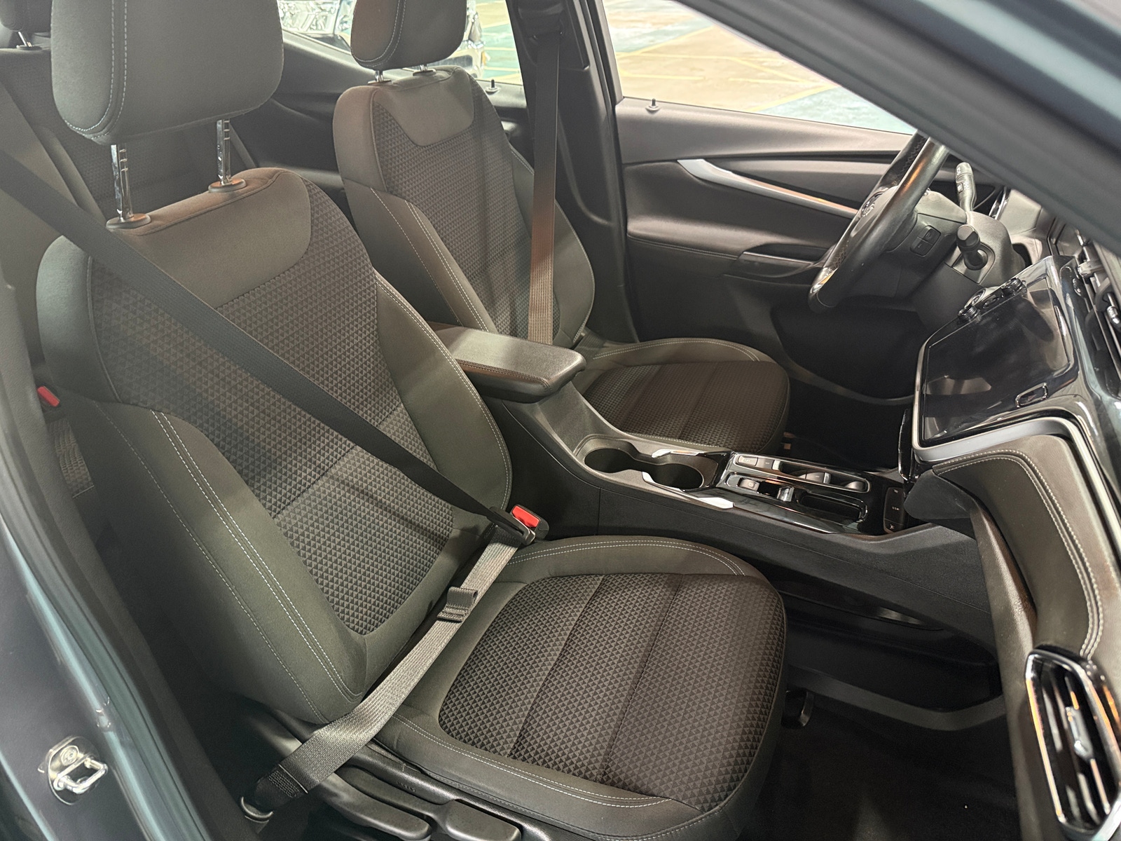 Thumbnail: 2023 Chevrolet Bolt EUV - 2