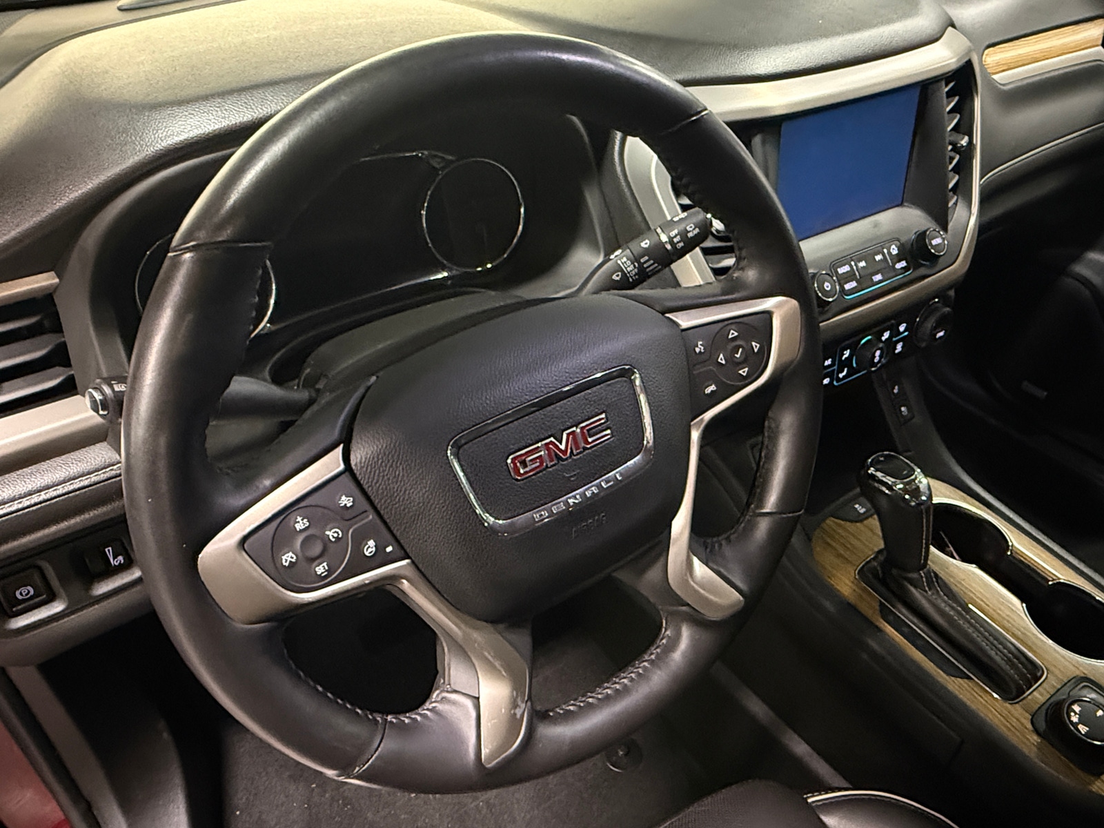 Thumbnail: 2017 GMC Acadia - 4