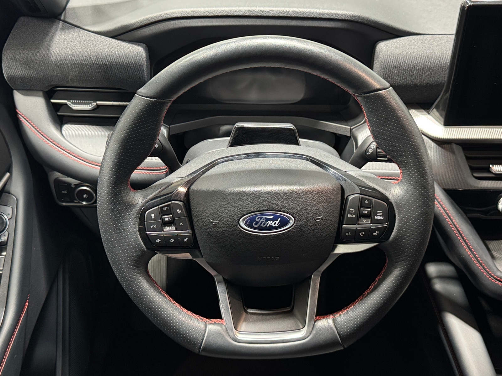 Thumbnail: 2025 Ford Explorer - 4