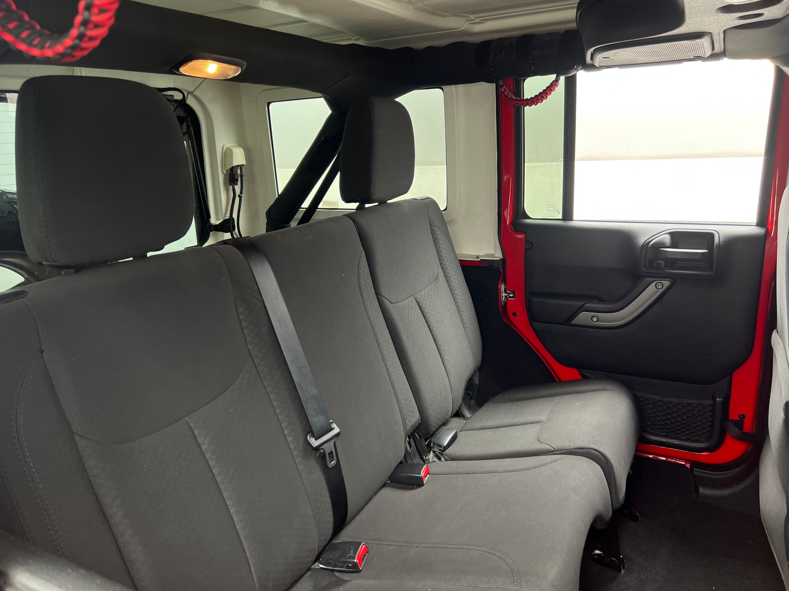 Thumbnail: 2018 Jeep Wrangler - 6