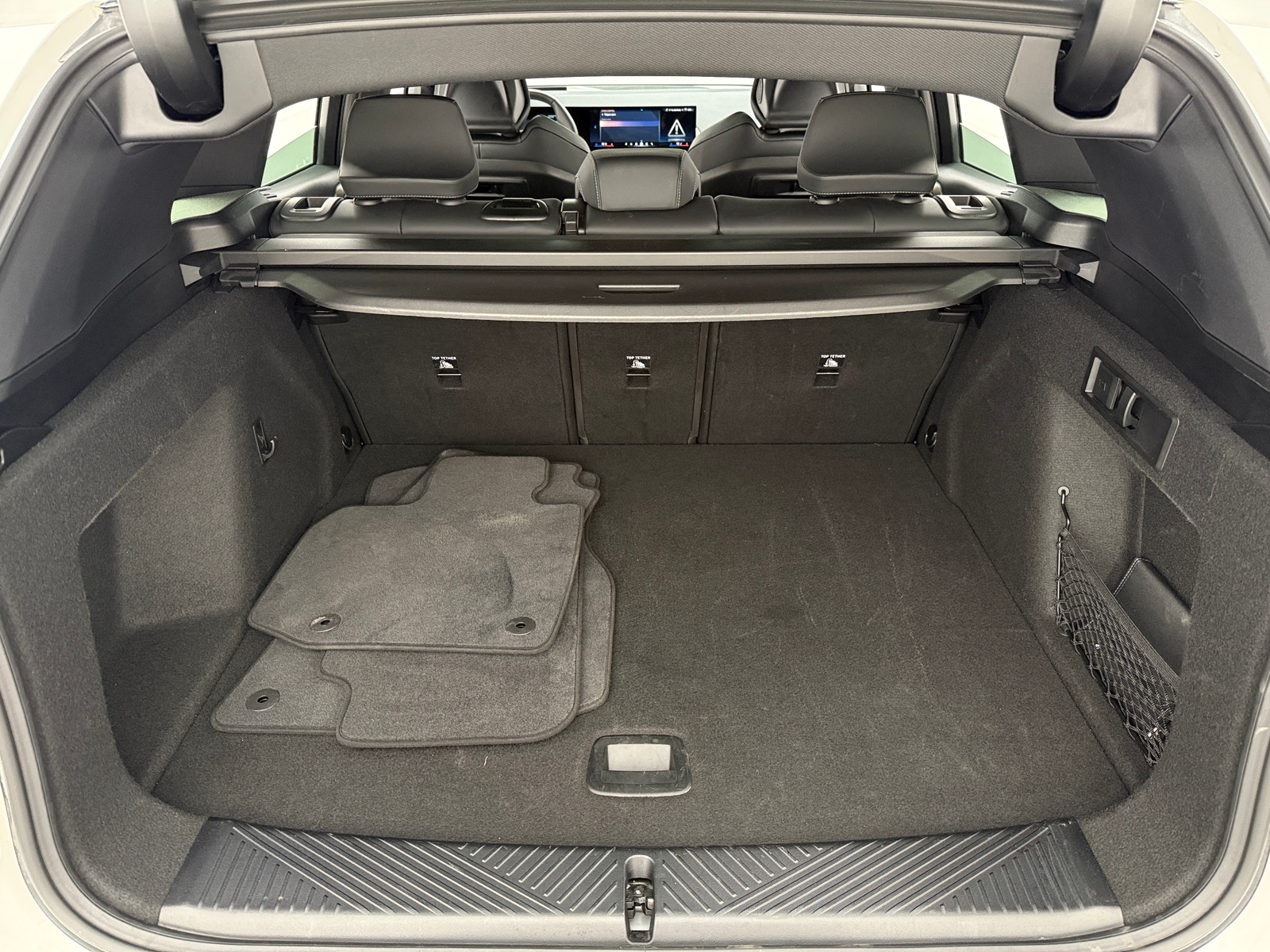 Thumbnail: 2025 BMW X3 - 6