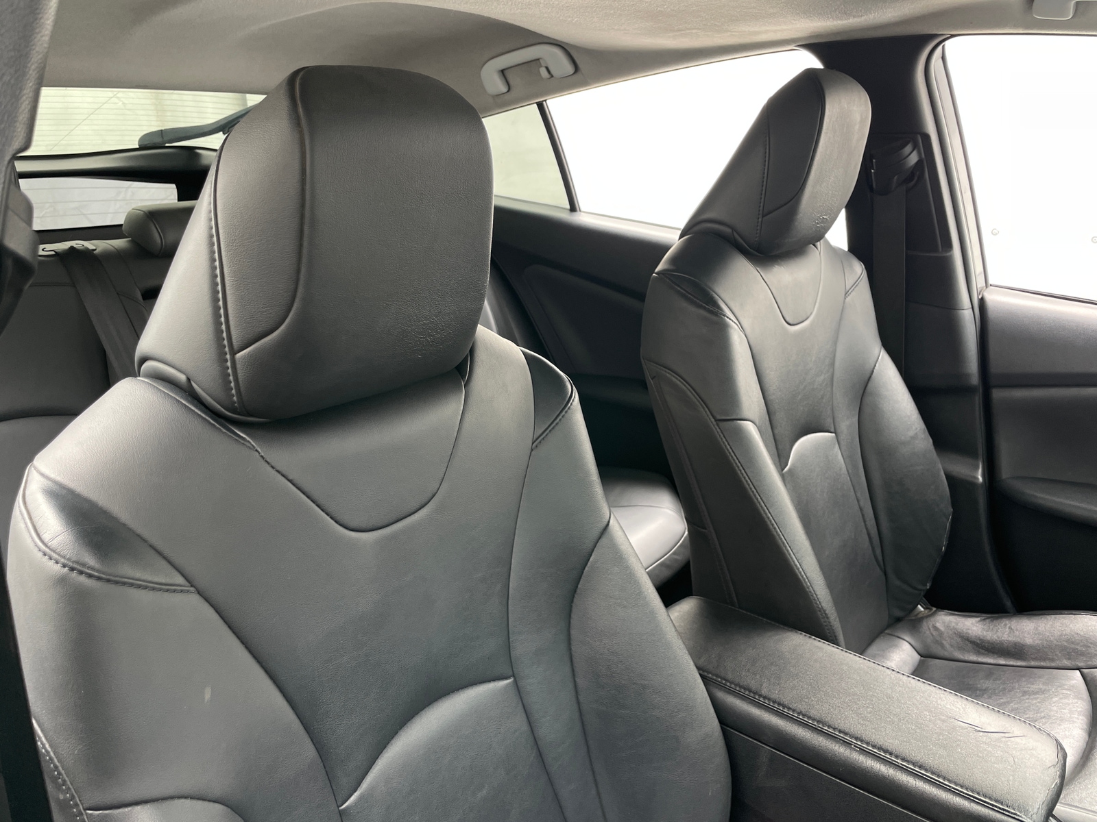 Thumbnail: 2016 Toyota Prius - 2