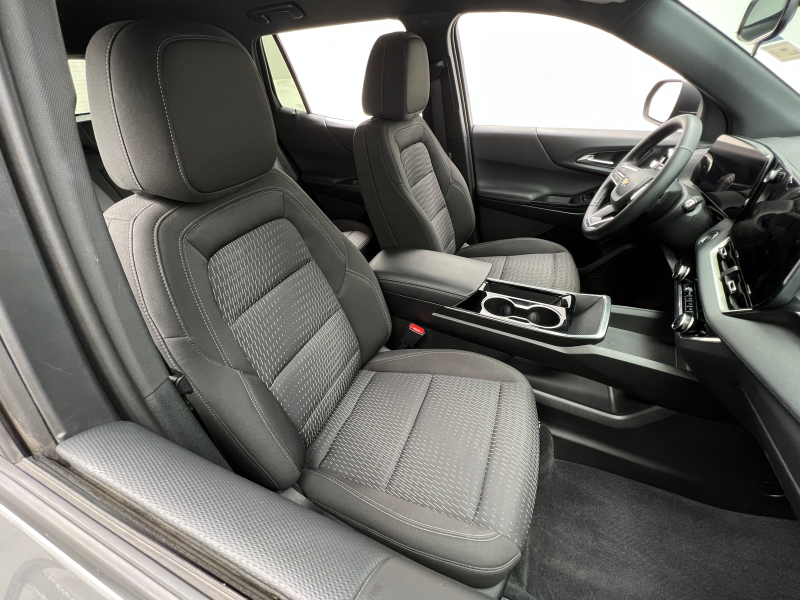 Thumbnail: 2025 Chevrolet Equinox - 2