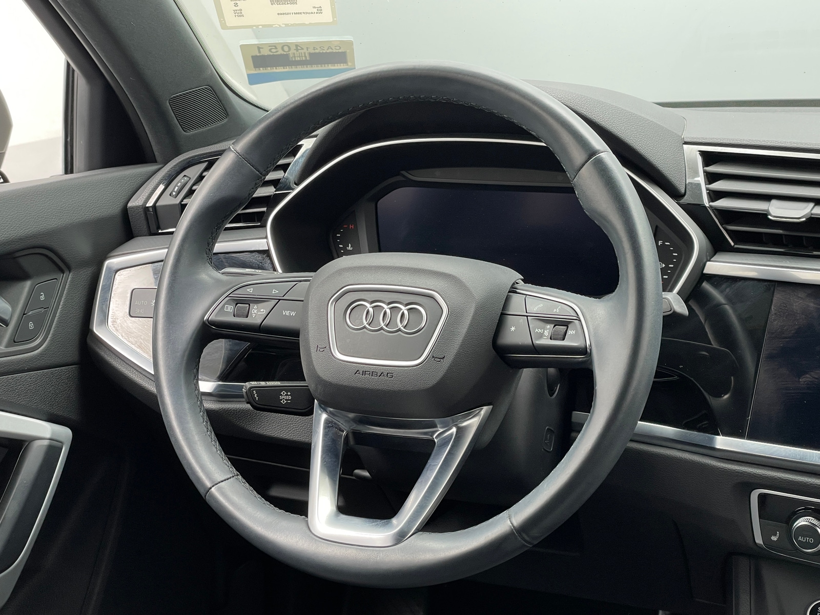 Thumbnail: 2021 Audi Q3 - 4