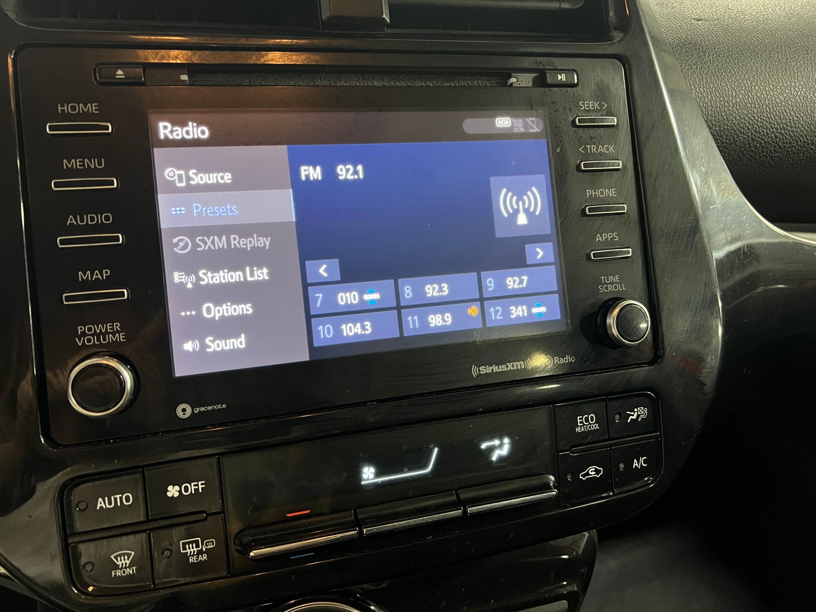 Thumbnail: 2020 Toyota Prius Prime - 4