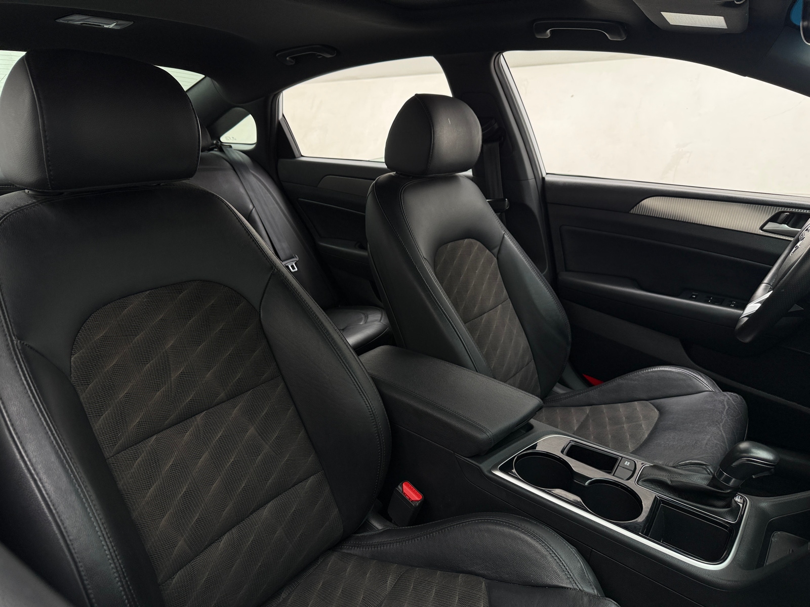 Thumbnail: 2019 Hyundai Sonata - 2