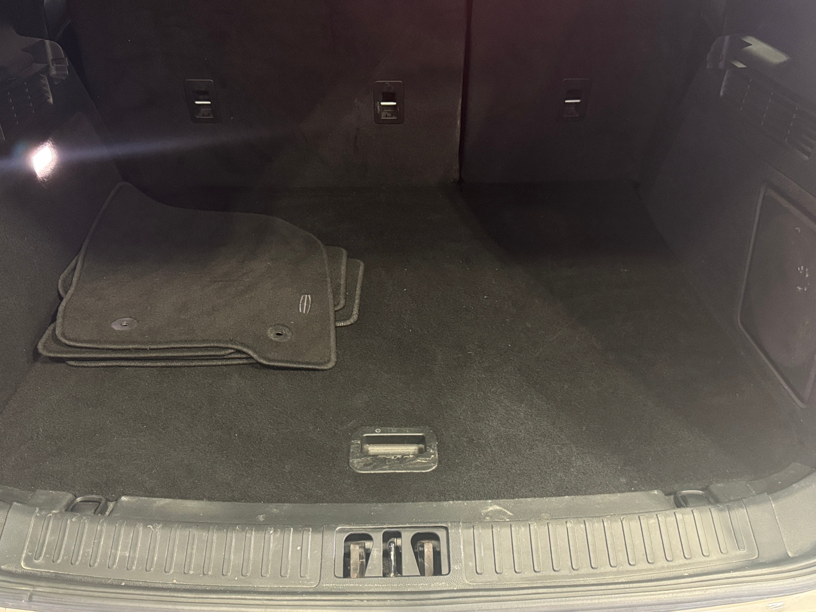 Thumbnail: 2017 Lincoln MKX - 6