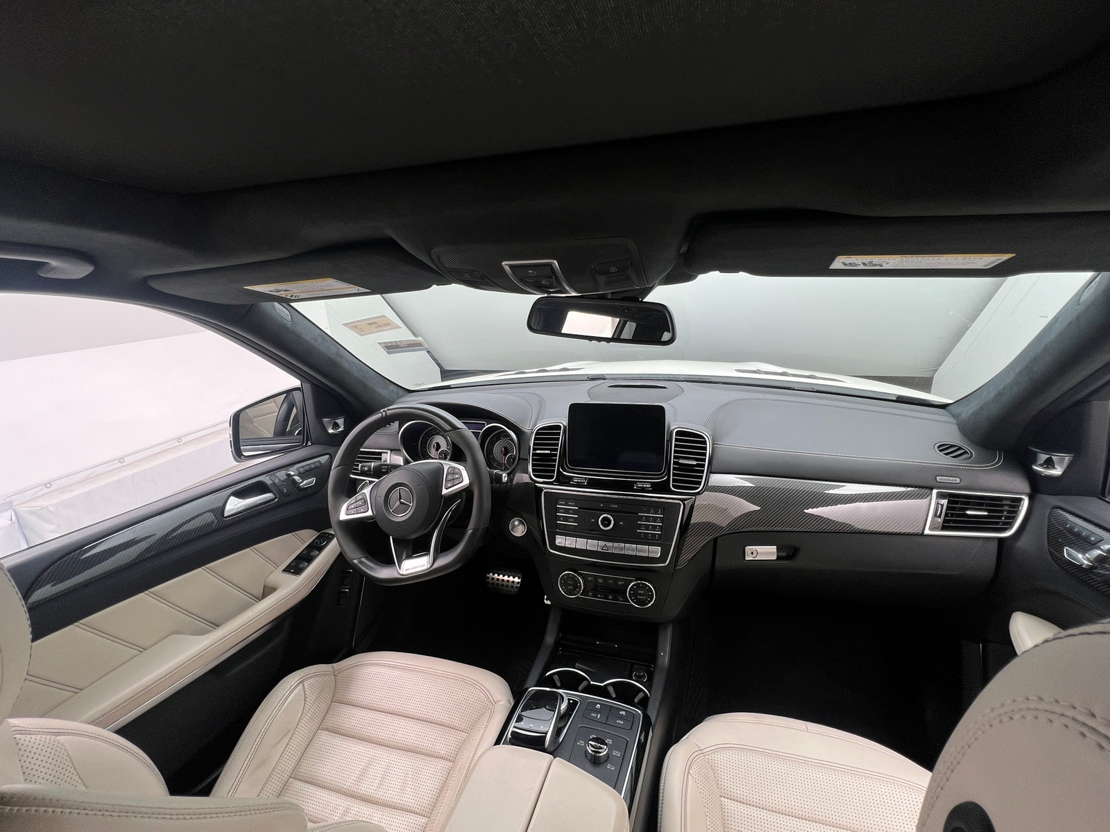 Thumbnail: 2018 Mercedes-Benz GLS - 2