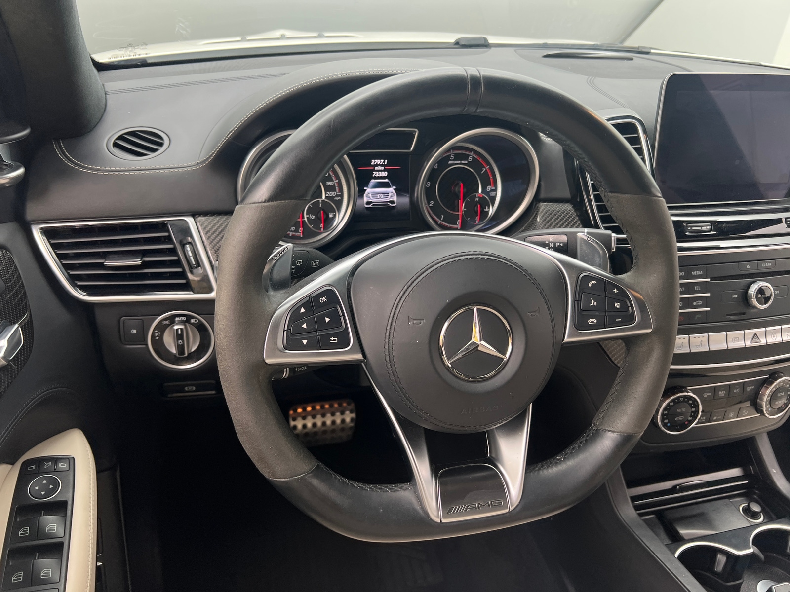 Thumbnail: 2018 Mercedes-Benz GLS - 4