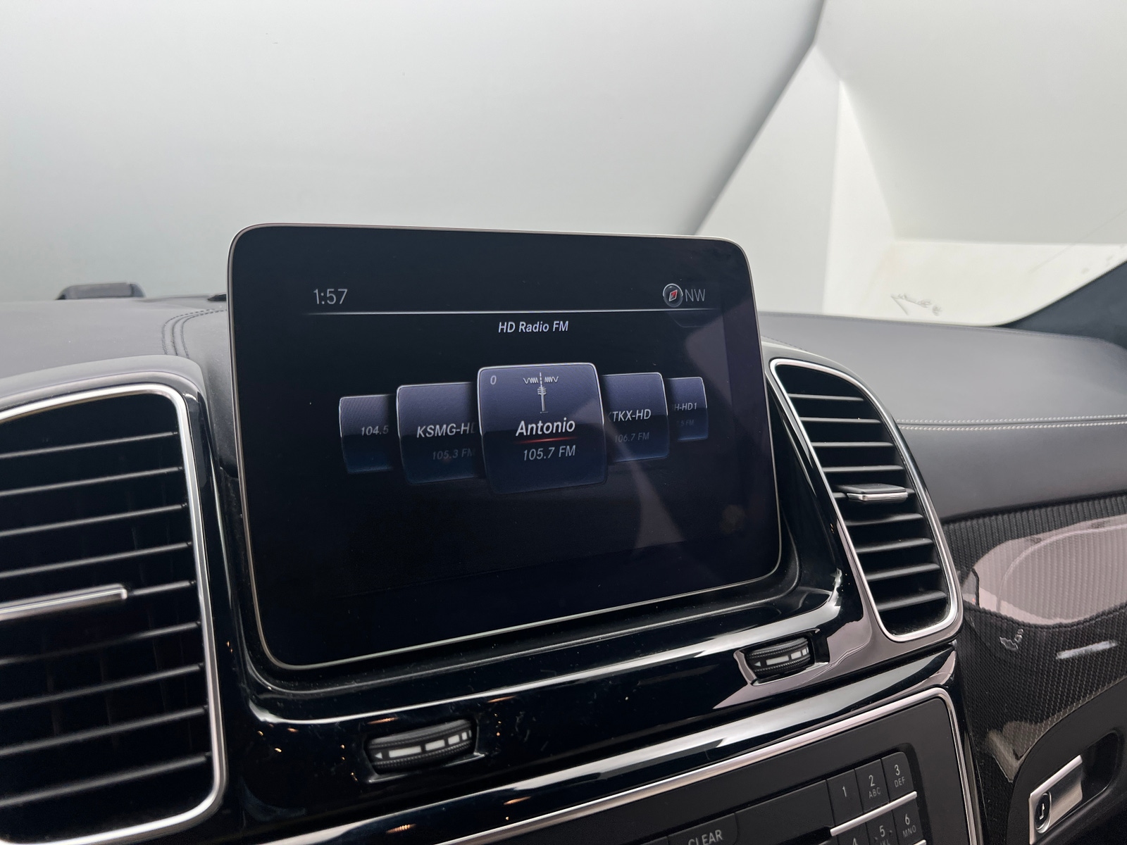 Thumbnail: 2018 Mercedes-Benz GLS - 3