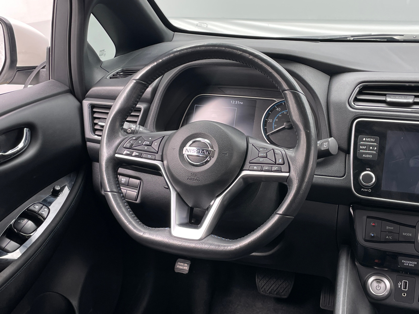 Thumbnail: 2019 Nissan Leaf - 4