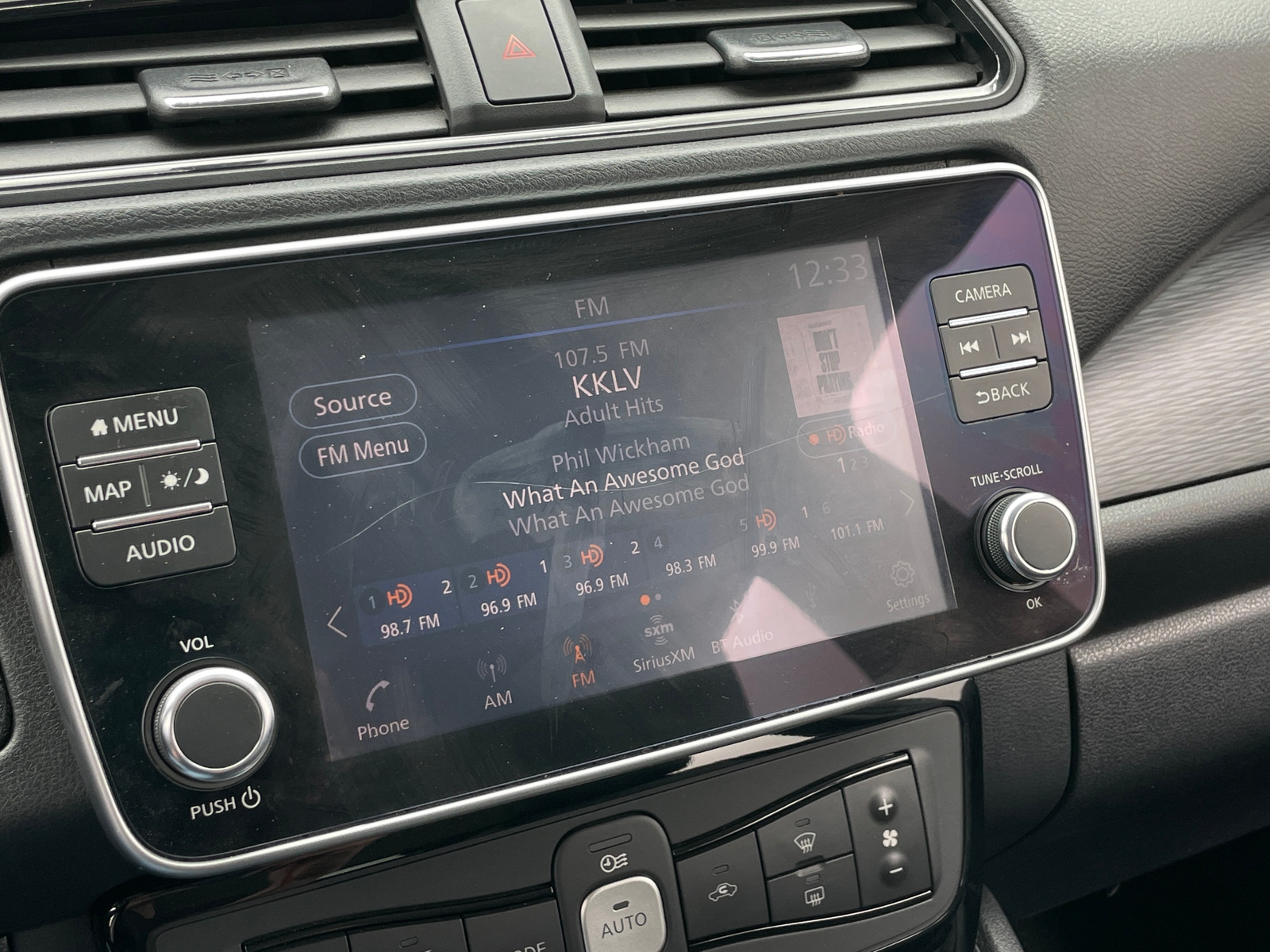 Thumbnail: 2019 Nissan Leaf - 3