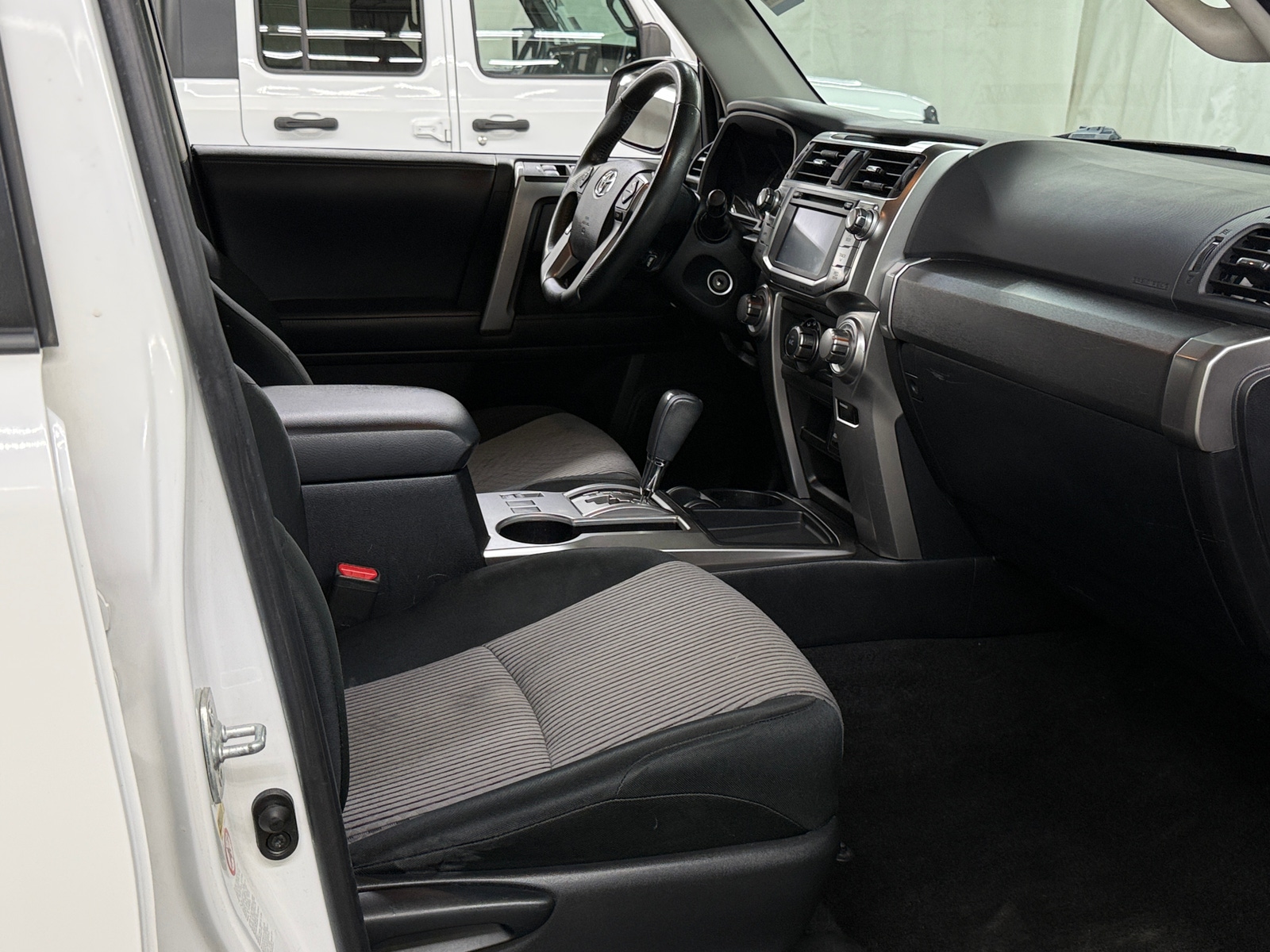 Thumbnail: 2018 Toyota 4Runner - 2