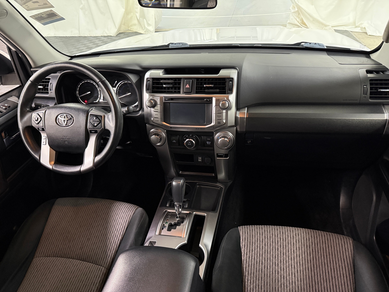 Thumbnail: 2018 Toyota 4Runner - 3