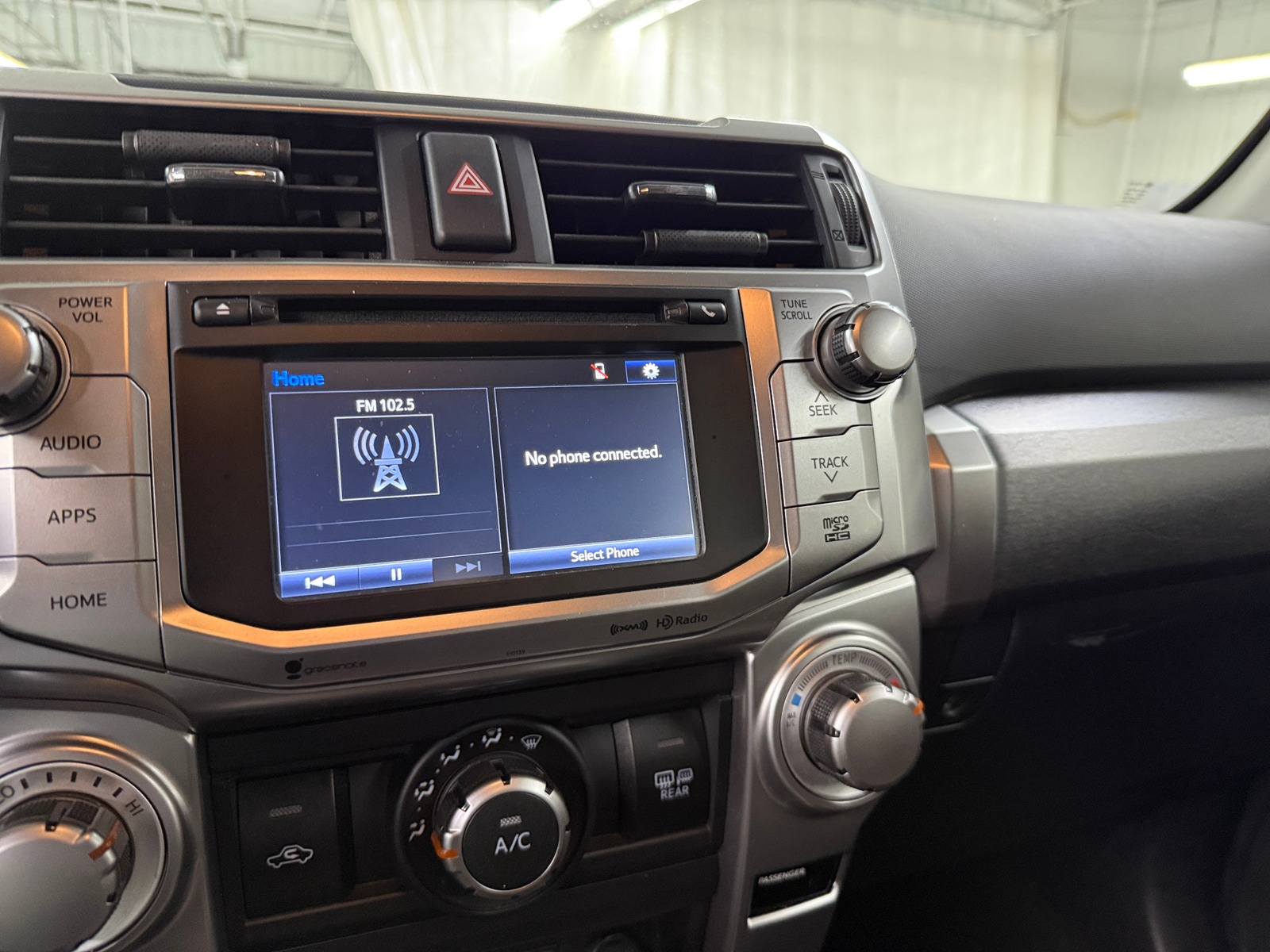 Thumbnail: 2018 Toyota 4Runner - 4