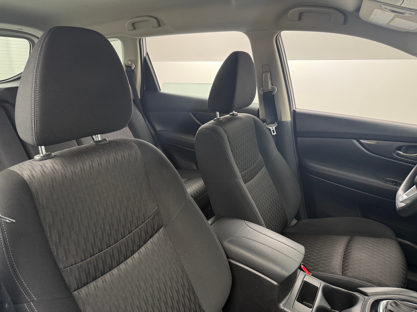 Thumbnail: 2018 Nissan Rogue - 2