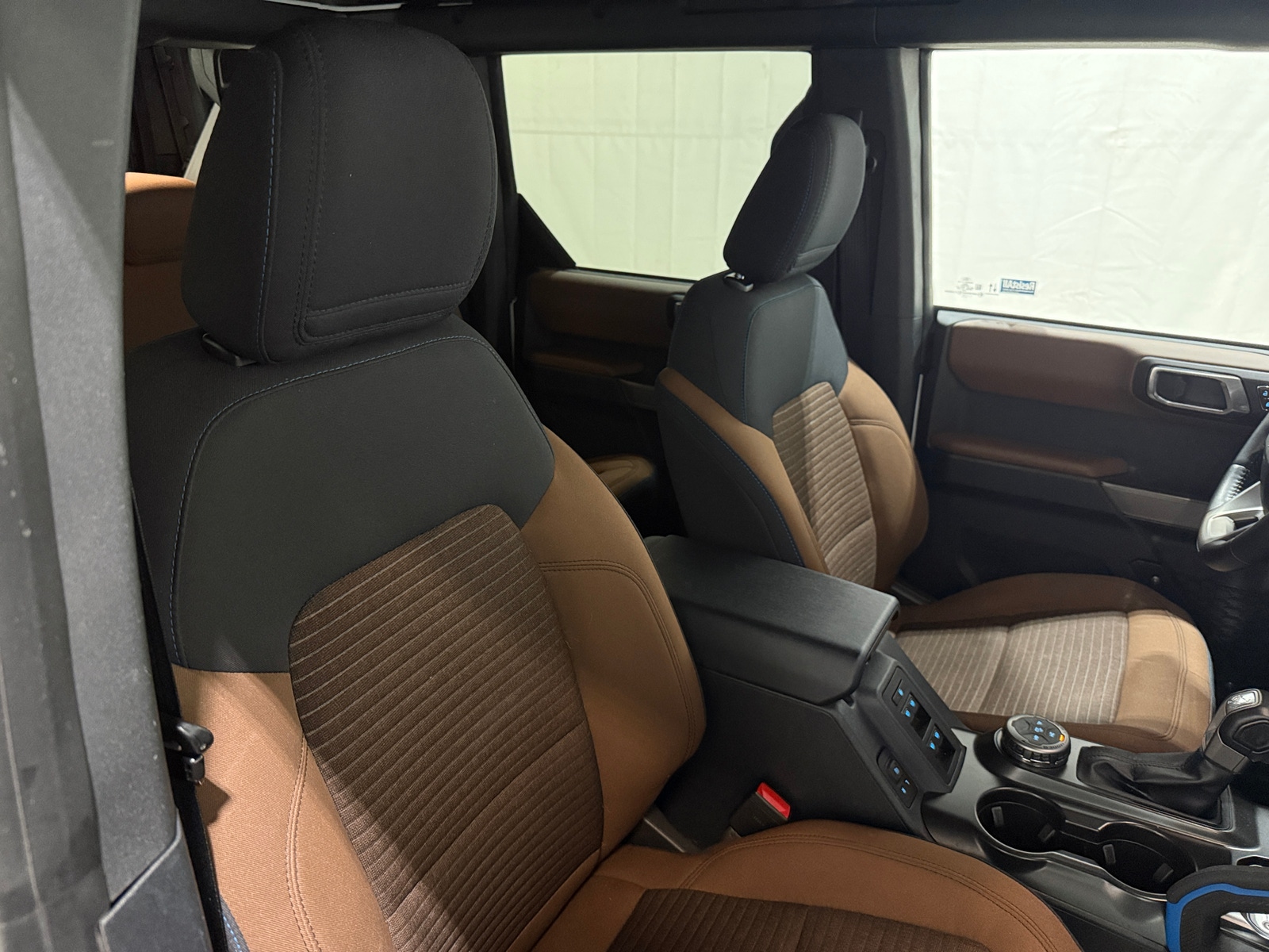 Thumbnail: 2022 Ford Bronco - 2