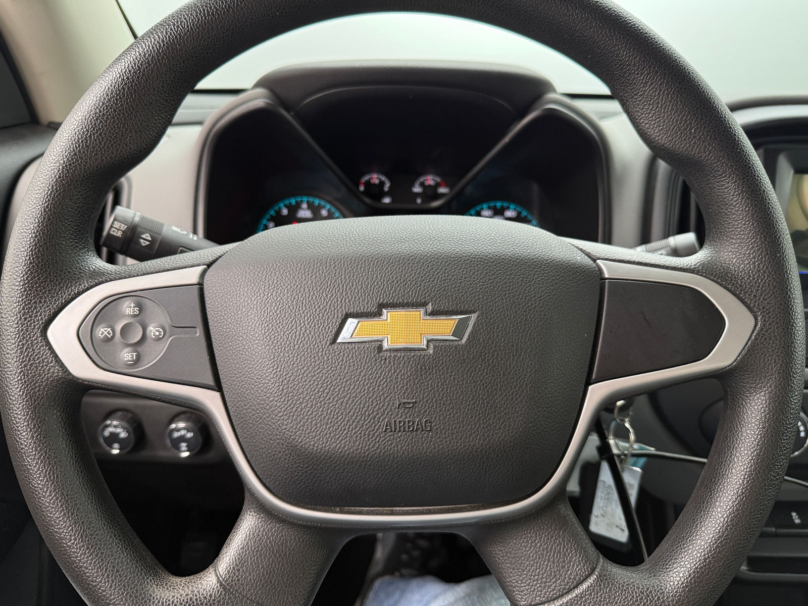 Thumbnail: 2021 Chevrolet Colorado - 5