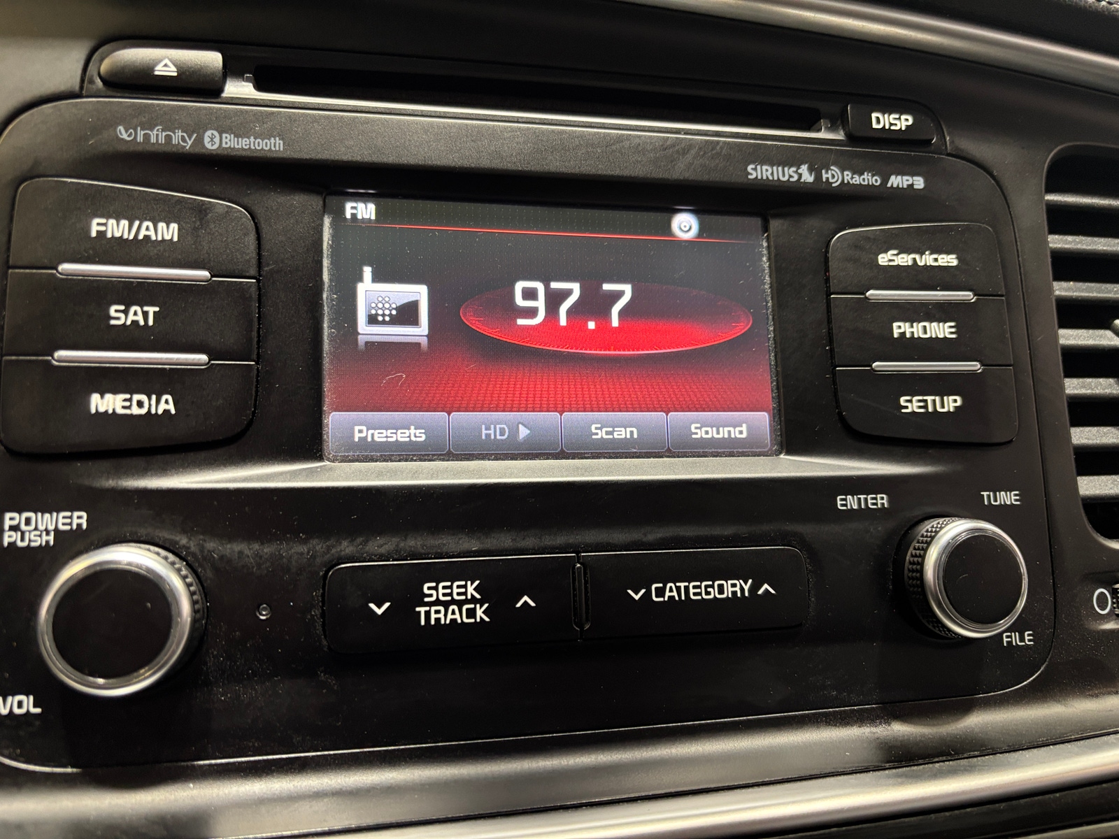 Thumbnail: 2015 Kia Optima - 3