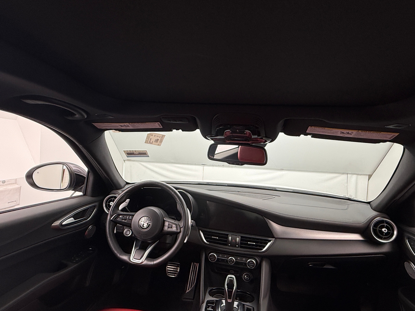 Thumbnail: 2024 Alfa Romeo Giulia - 2