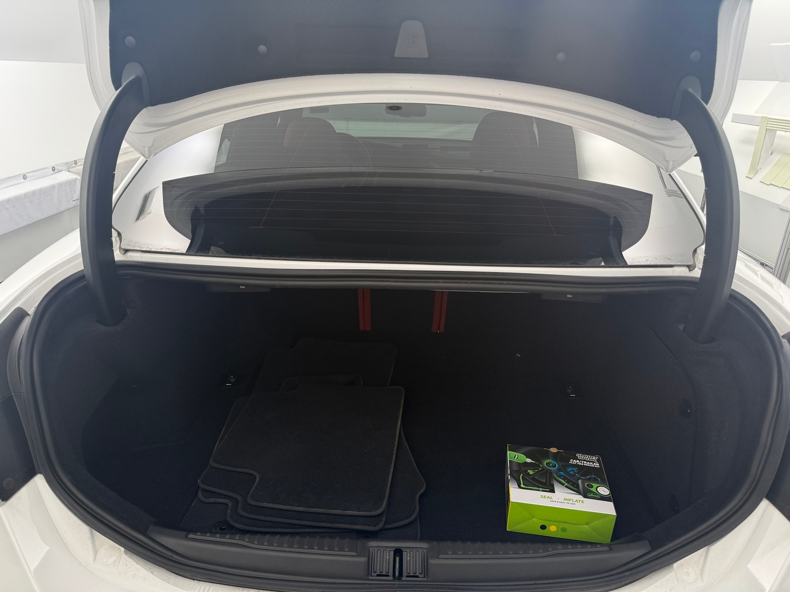 Thumbnail: 2024 Alfa Romeo Giulia - 6